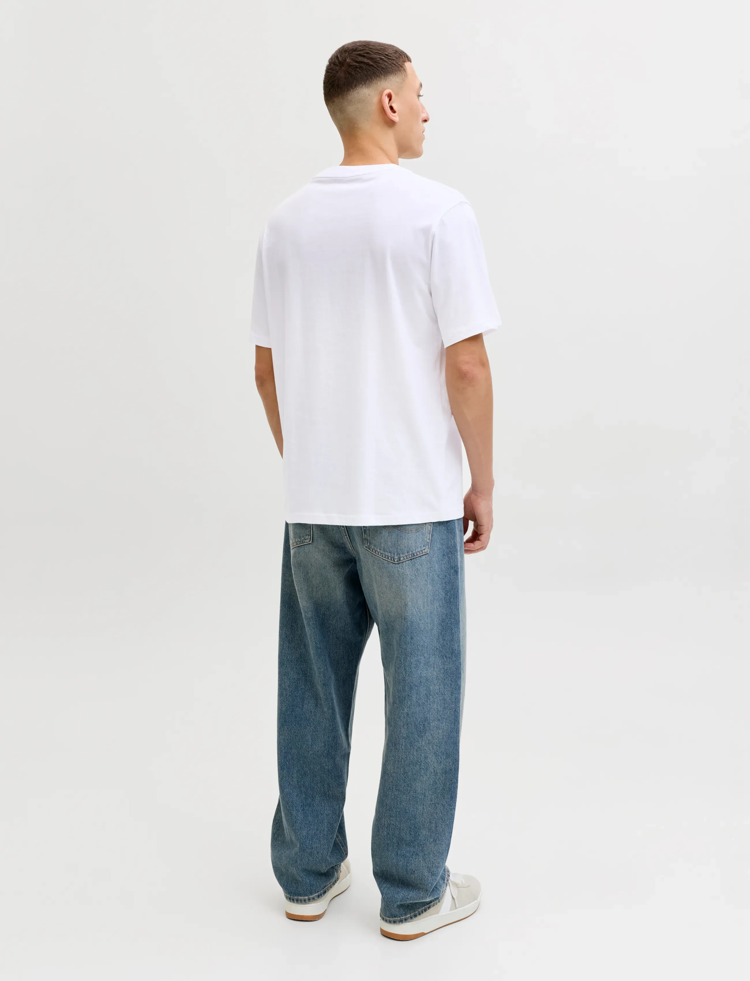 Jack & Jones - JJPERRY TEE SS CREW NECK - short-sleeved t-shirts - bright white - 3