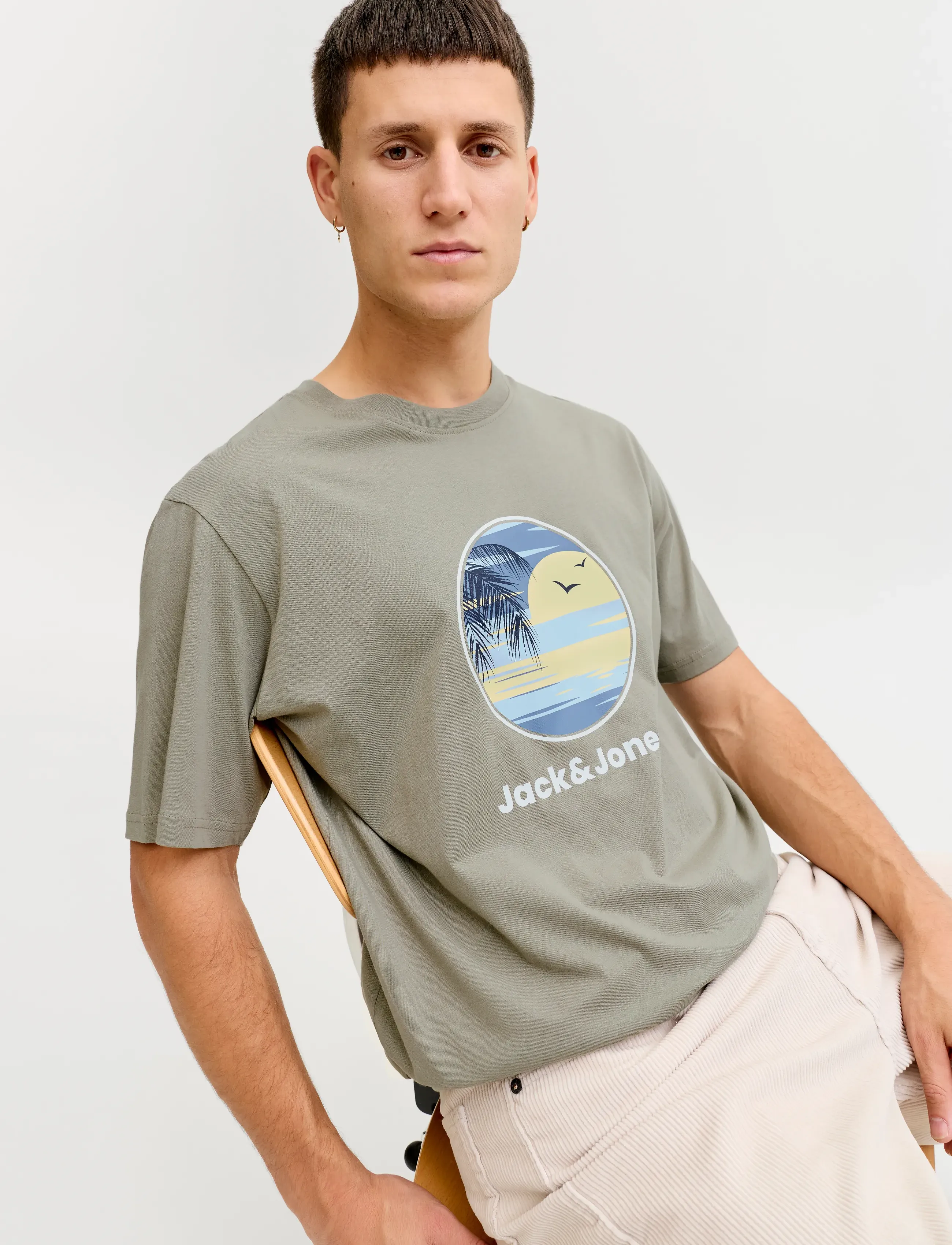 Jack & Jones - JJPERRY TEE SS CREW NECK - kurzärmelig - vetiver - 5