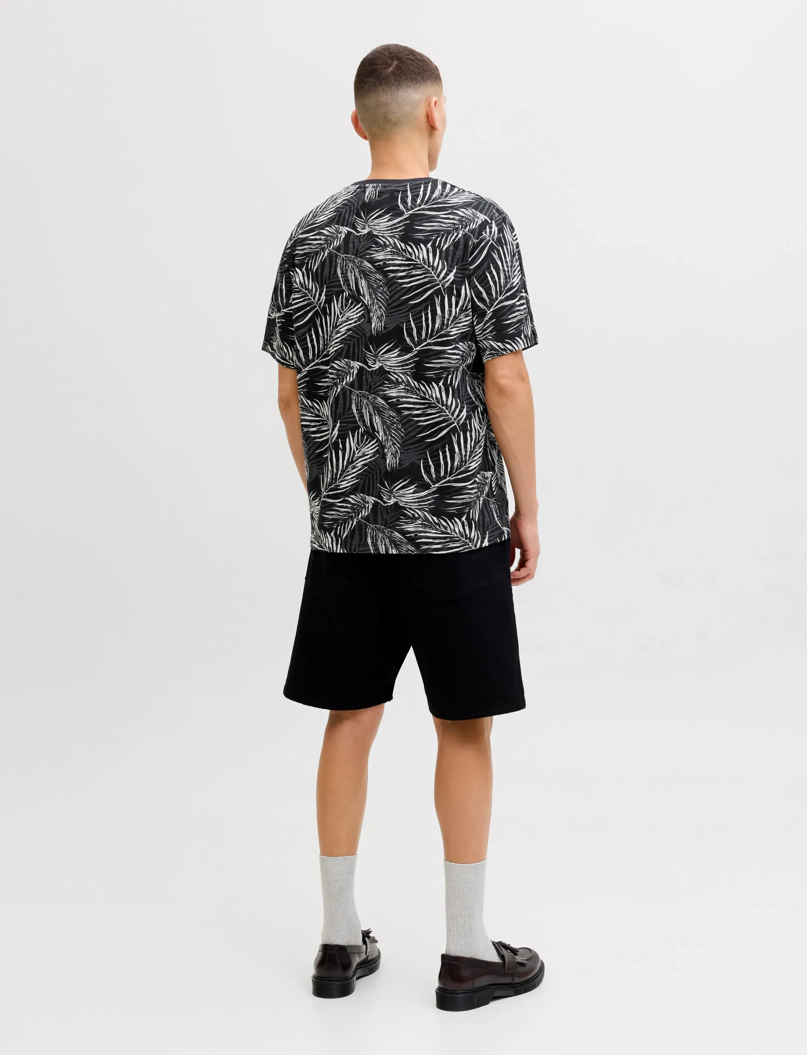 Jack & Jones - JJJEFF AOP TEE SS CREW NECK - kurzärmelig - black - 2