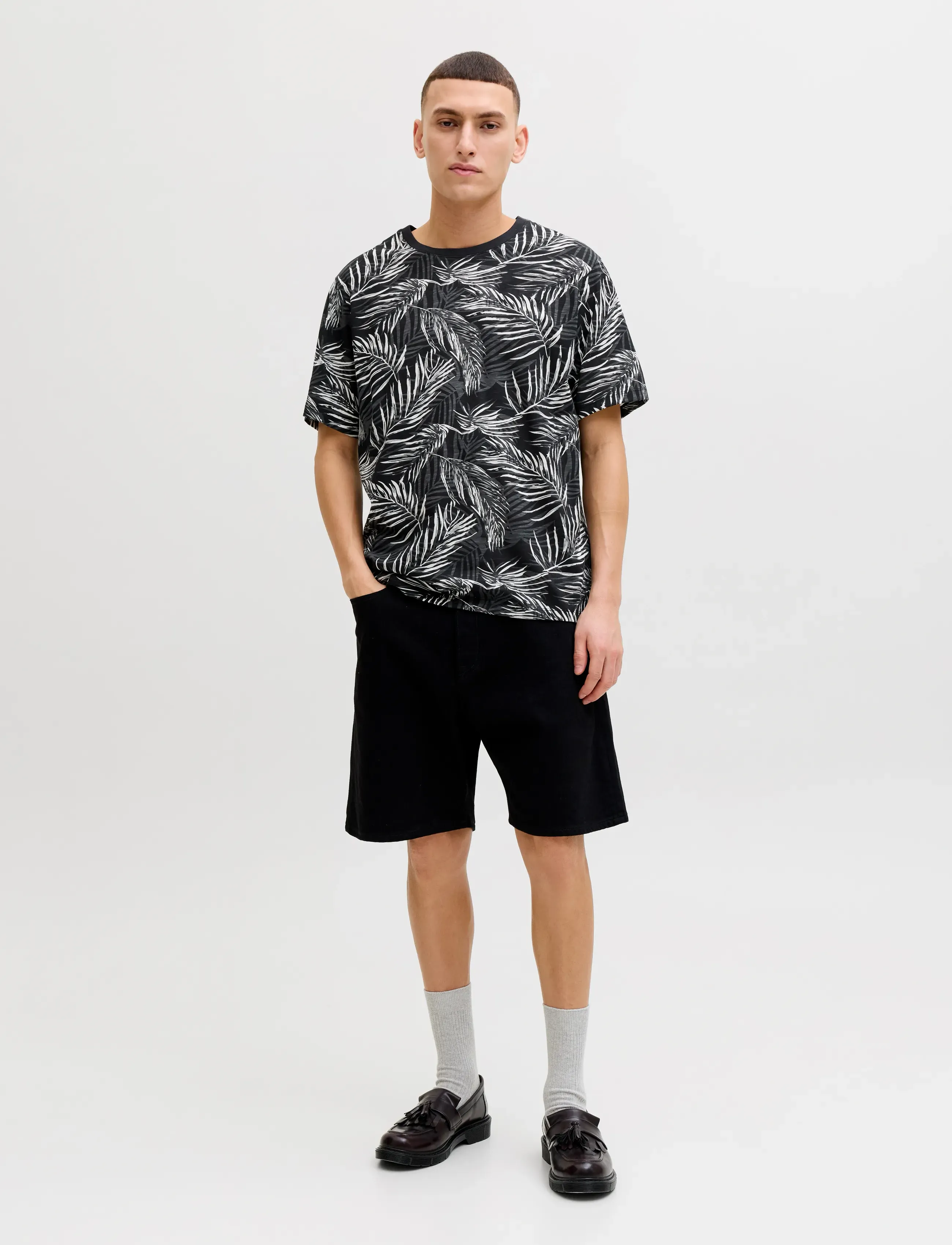 Jack & Jones - JJJEFF AOP TEE SS CREW NECK - kurzärmelig - black - 3