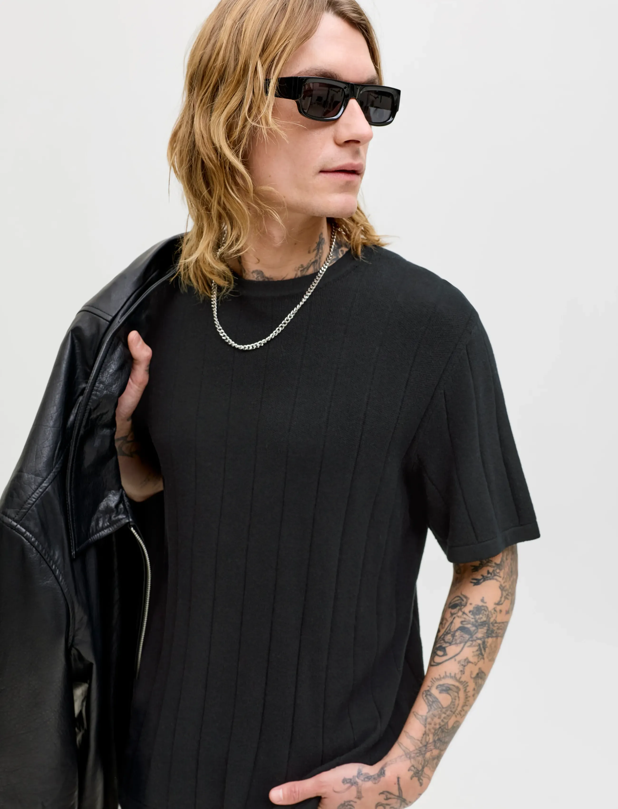 Jack & Jones - JJEBRADLEY KNIT TEE SS LN - kortärmade t-shirts - black - 5