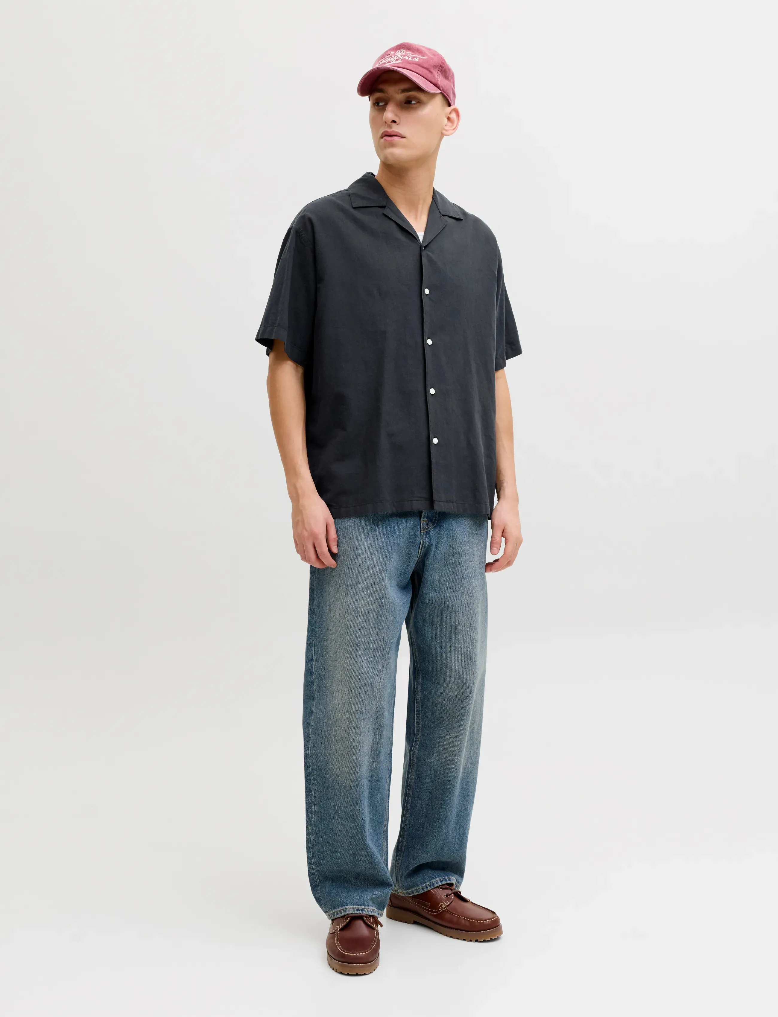 Jack & Jones - JJEBREEZE LINEN BLEND RESORT SHIRT SS SN - lininiai marškiniai - black - 3