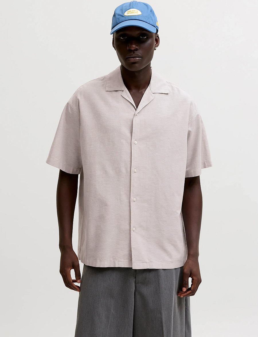Jack & Jones - JJEBREEZE LINEN BLEND RESORT SHIRT SS SN - chemises de lin - string - 0