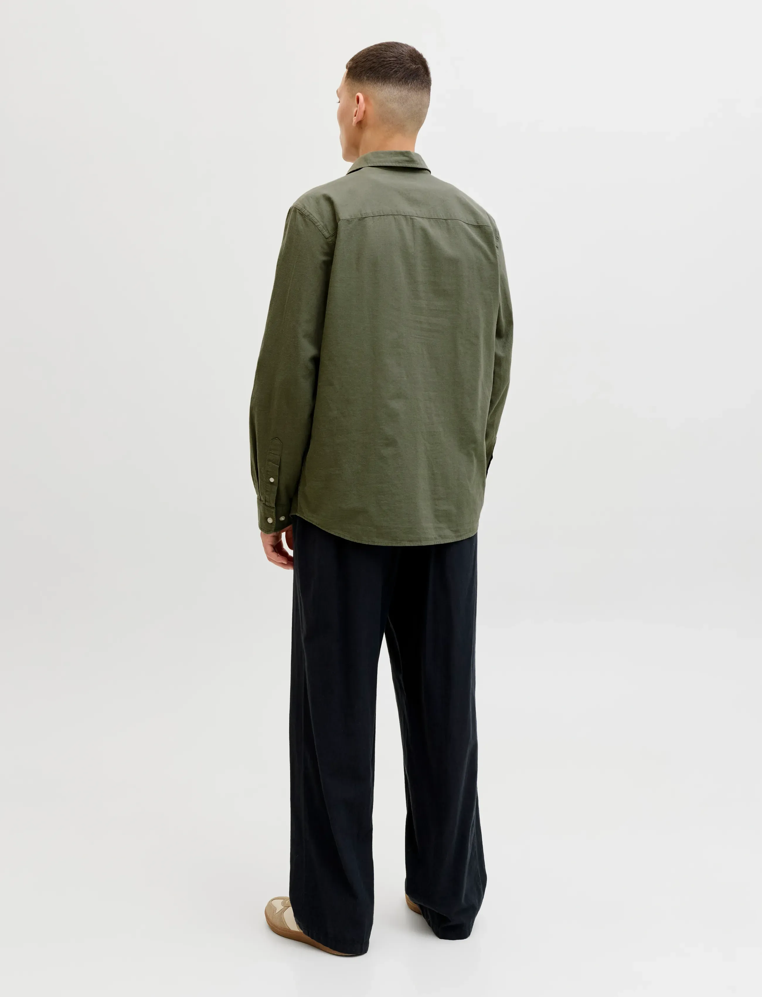 Jack & Jones - JJEBREEZE LINEN BLEND SHIRT L/S SN - hørskjorter - dusty olive - 2