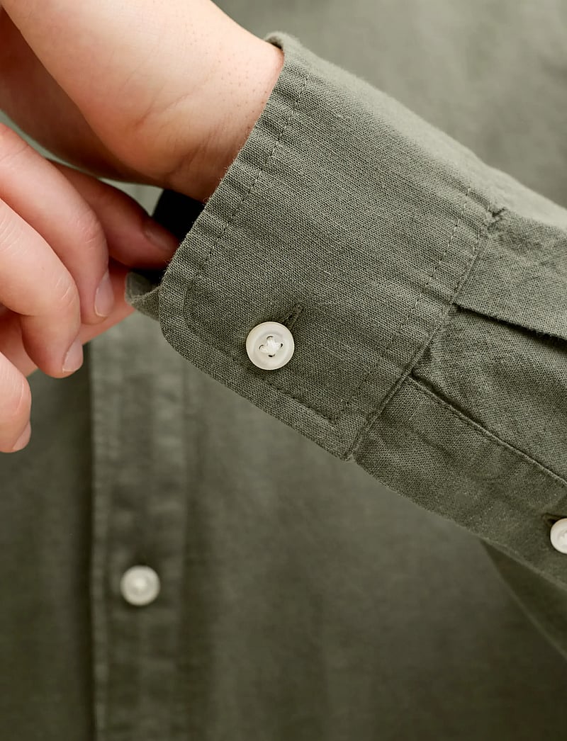 Jack & Jones - JJEBREEZE LINEN BLEND SHIRT L/S SN - linneskjortor - dusty olive - 4