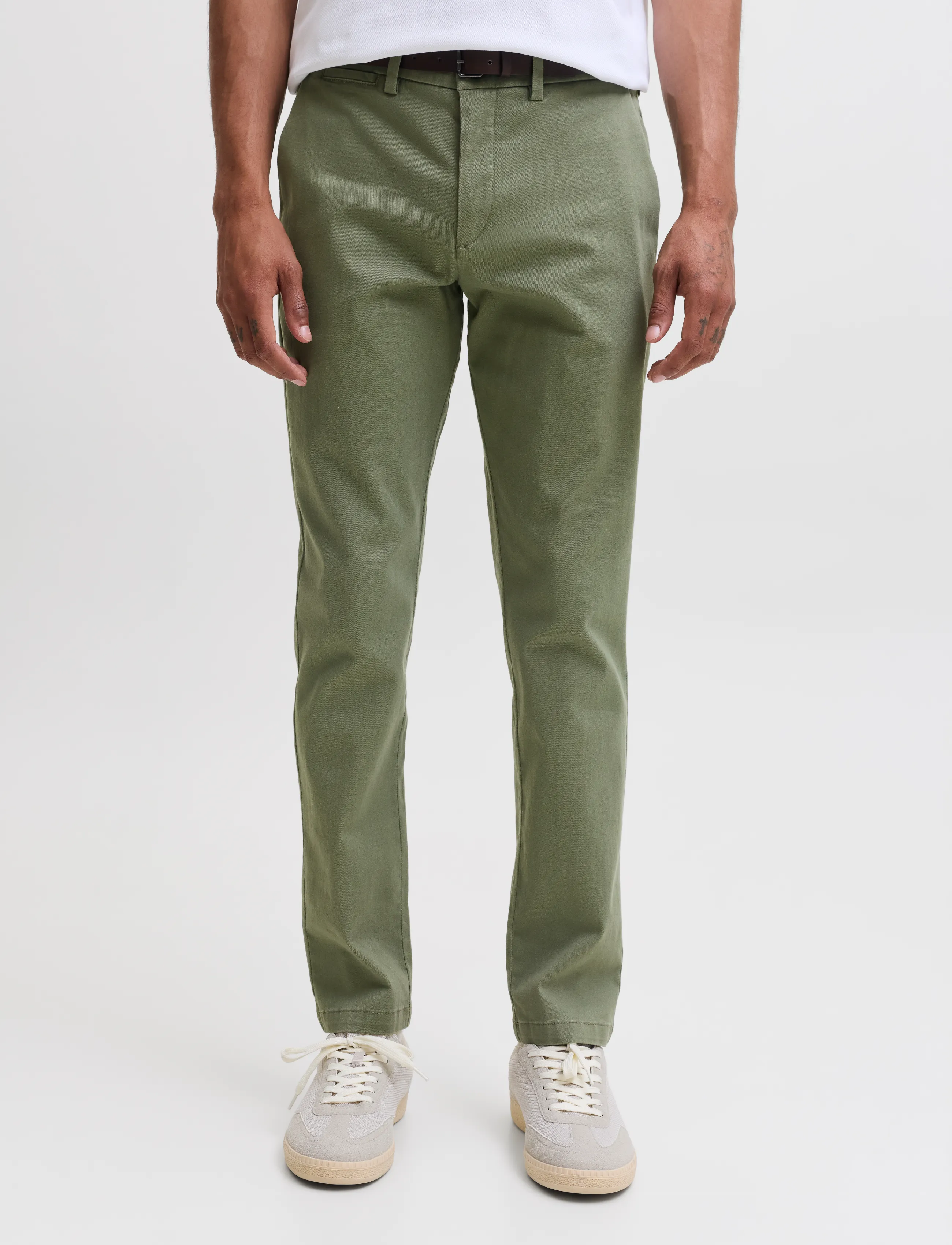 Jack & Jones JPSTMARCO ADAM BELTED CHINO - Chinos - DEEP LICHEN GREEN / khaki/green