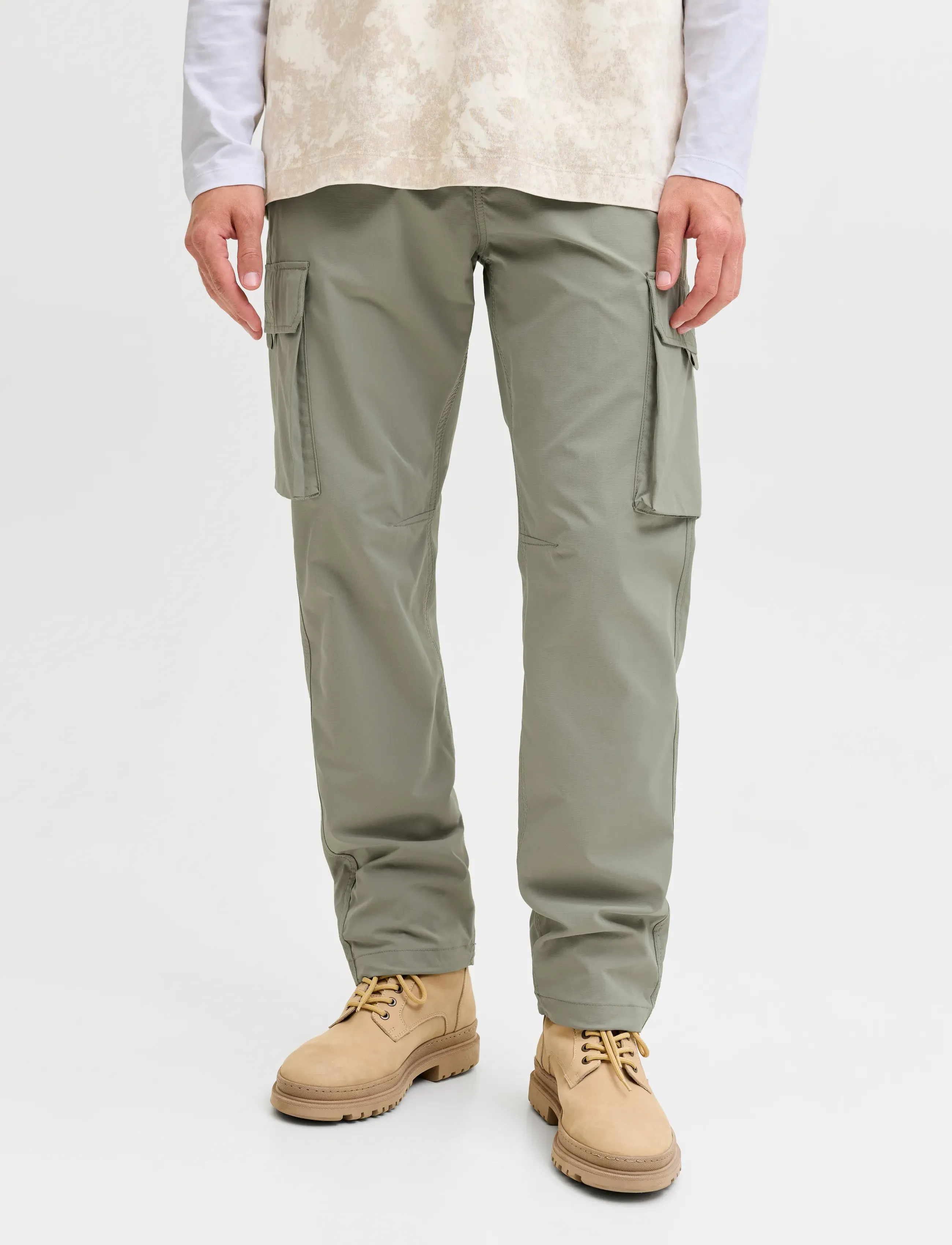 Jack & Jones JPSTKANE IVAN TECH CARGO JOGGER - Byxor - VETIVER / khaki/green