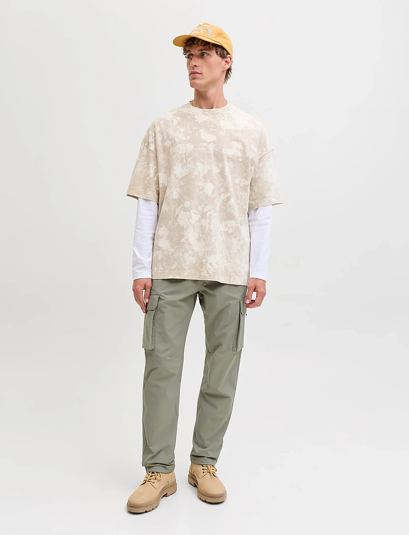 Jack & Jones - JPSTKANE IVAN TECH CARGO JOGGER - cargobyxor - vetiver - 4