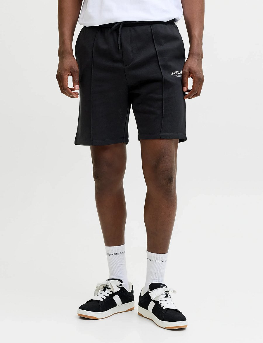 Jack & Jones - JPSTKANE SOHO SWEAT SHORTS MID SN - sweatshorts - black - 0