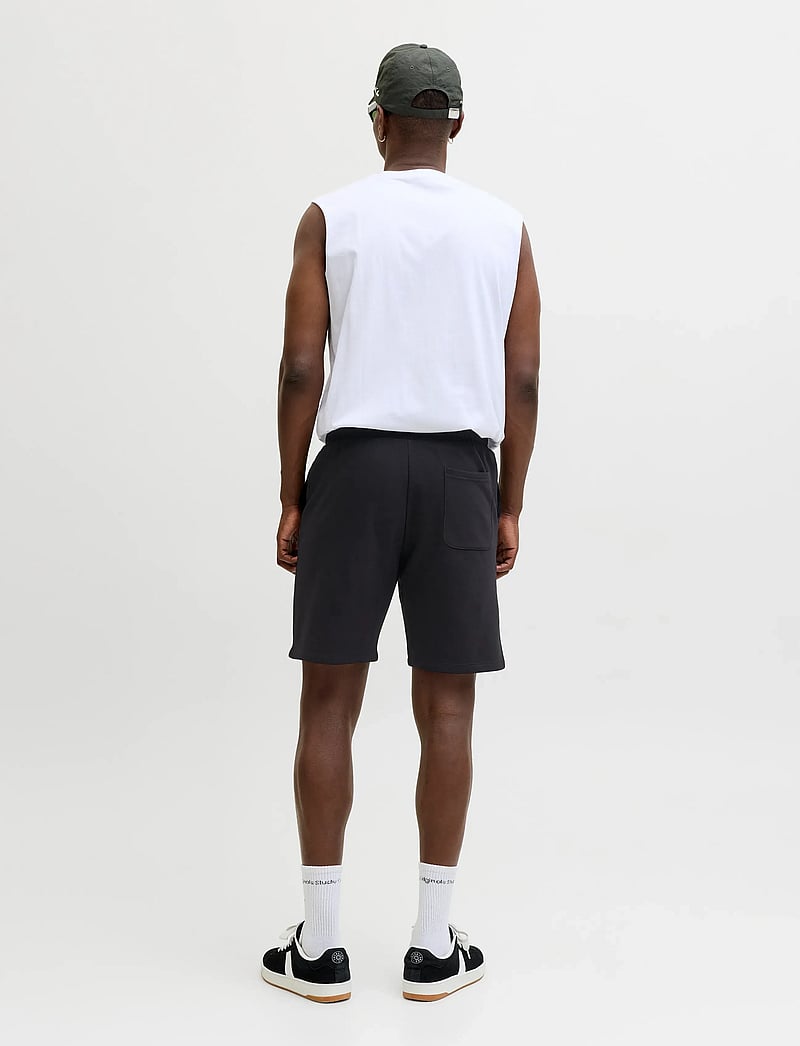 Jack & Jones - JPSTKANE SOHO SWEAT SHORTS MID SN - sweatshorts - black - 3