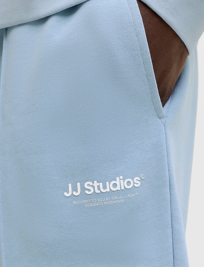 Jack & Jones - JPSTKANE SOHO SWEAT SHORTS MID SN - sweatshorts - celestial blue - 5
