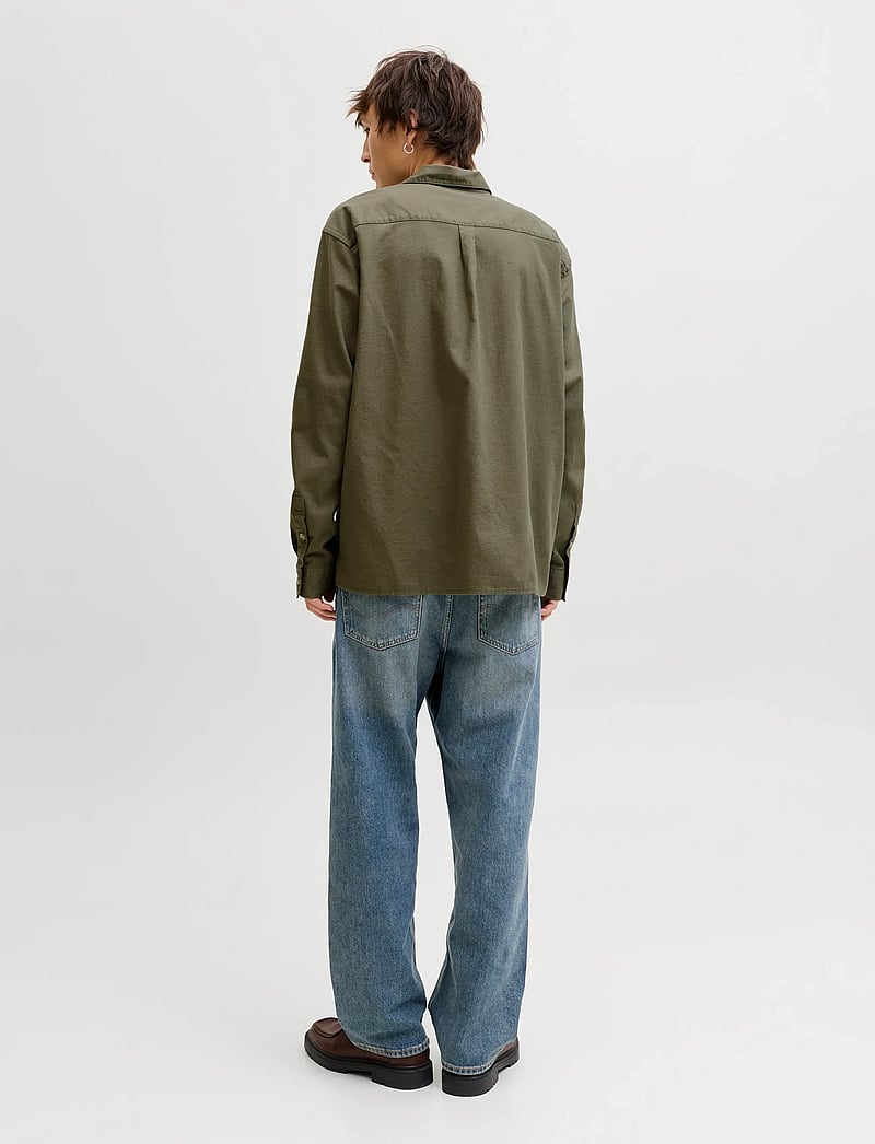 Jack & Jones - JJETRISTAN OVERSHIRT LS LN - kollektionen - dusty olive - 3