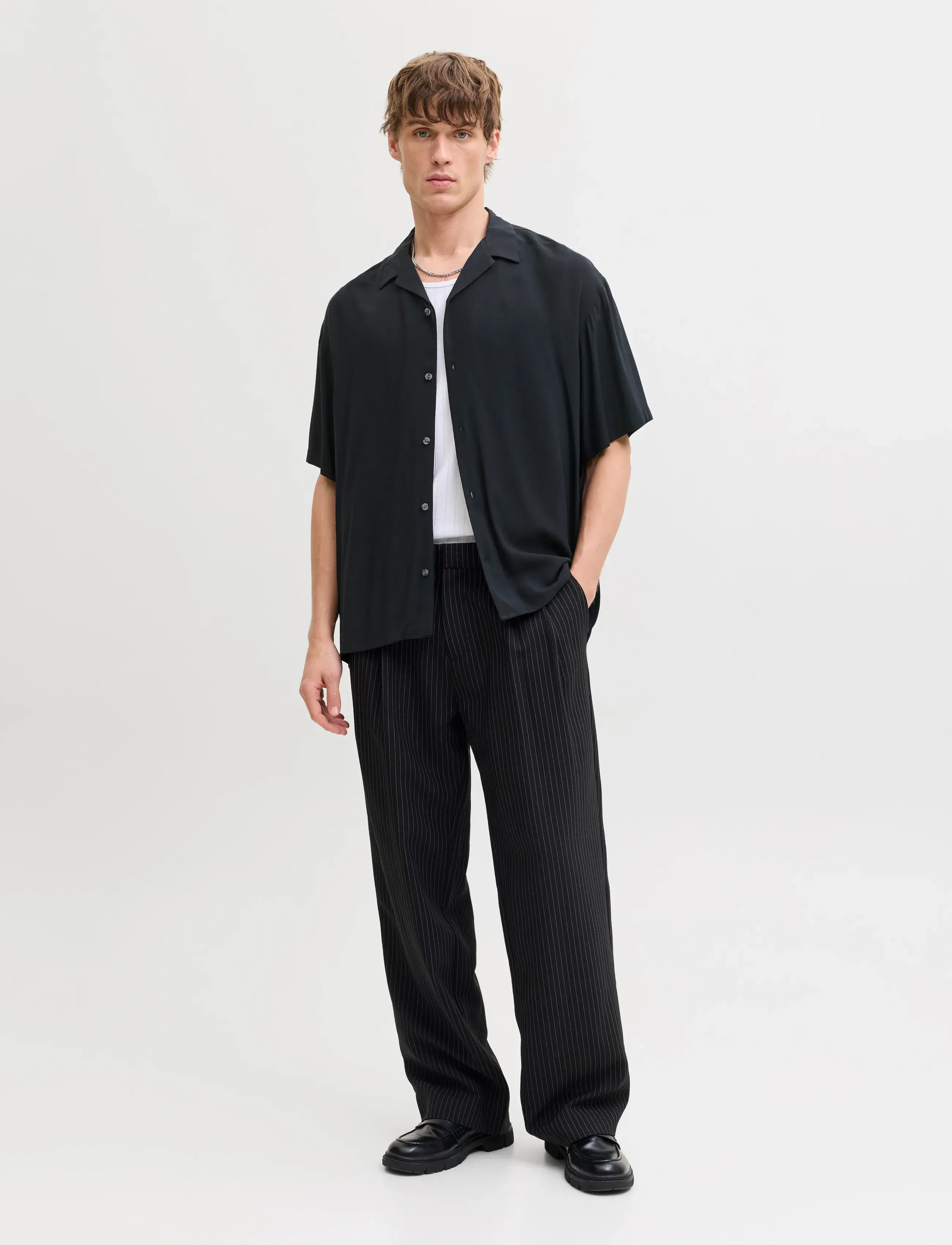 Jack & Jones - JJEJEFF RESORT SOLID SHIRT SS SN - kurzarmhemden - black - 3