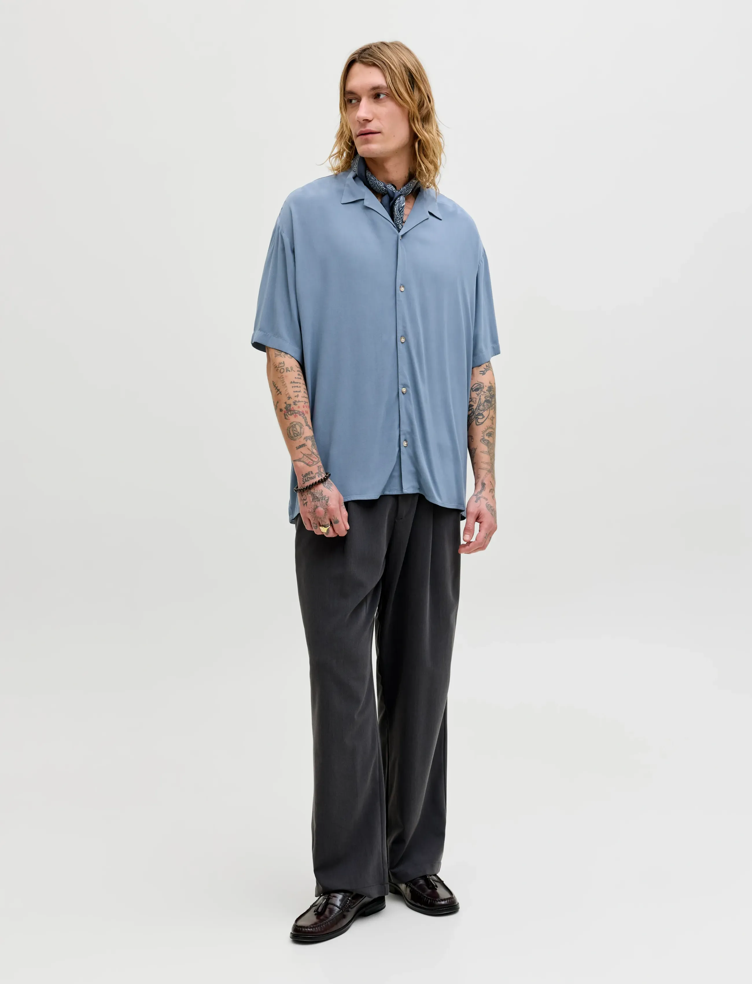 Jack & Jones - JJEJEFF RESORT SOLID SHIRT SS SN - die niedrigsten preise - blue mirage - 3