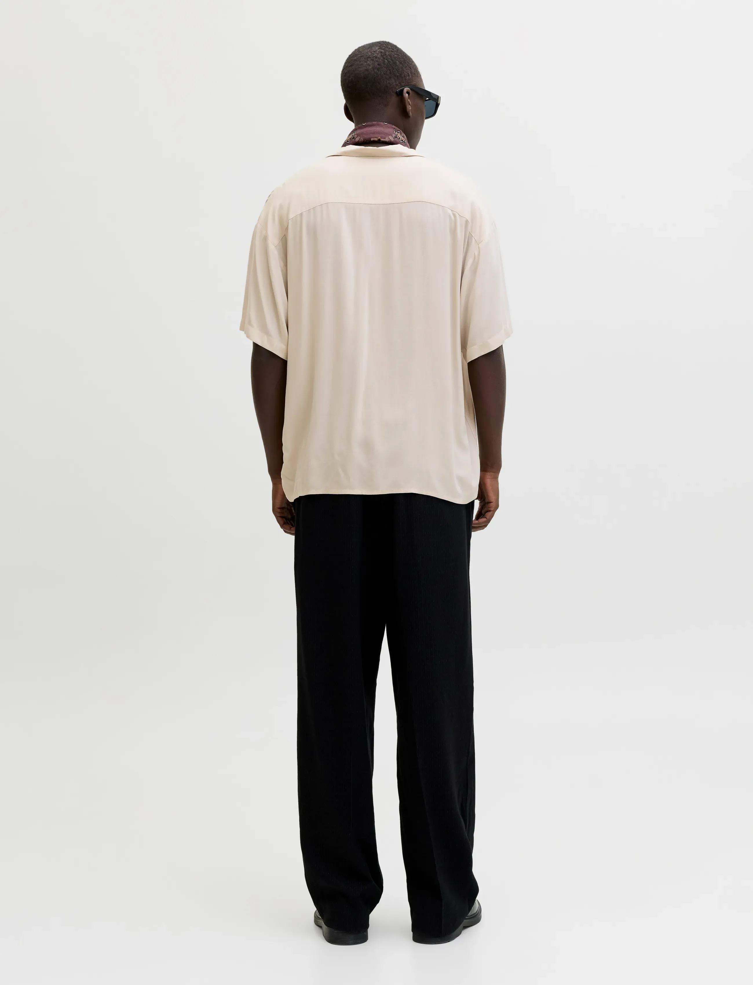 Jack & Jones - JJEJEFF RESORT SOLID SHIRT SS SN - kurzarmhemden - moonbeam - 3