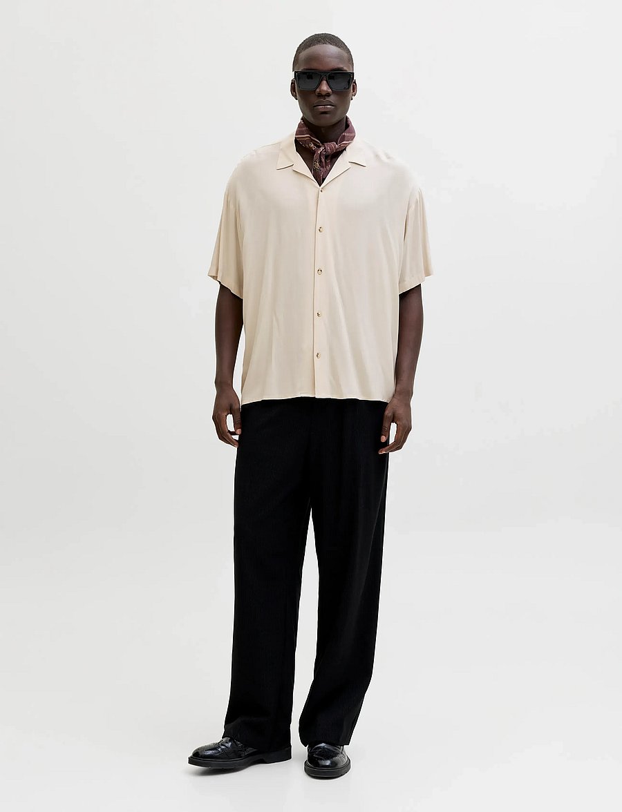 Jack & Jones - JJEJEFF RESORT SOLID SHIRT SS SN - kurzarmhemden - moonbeam - 4