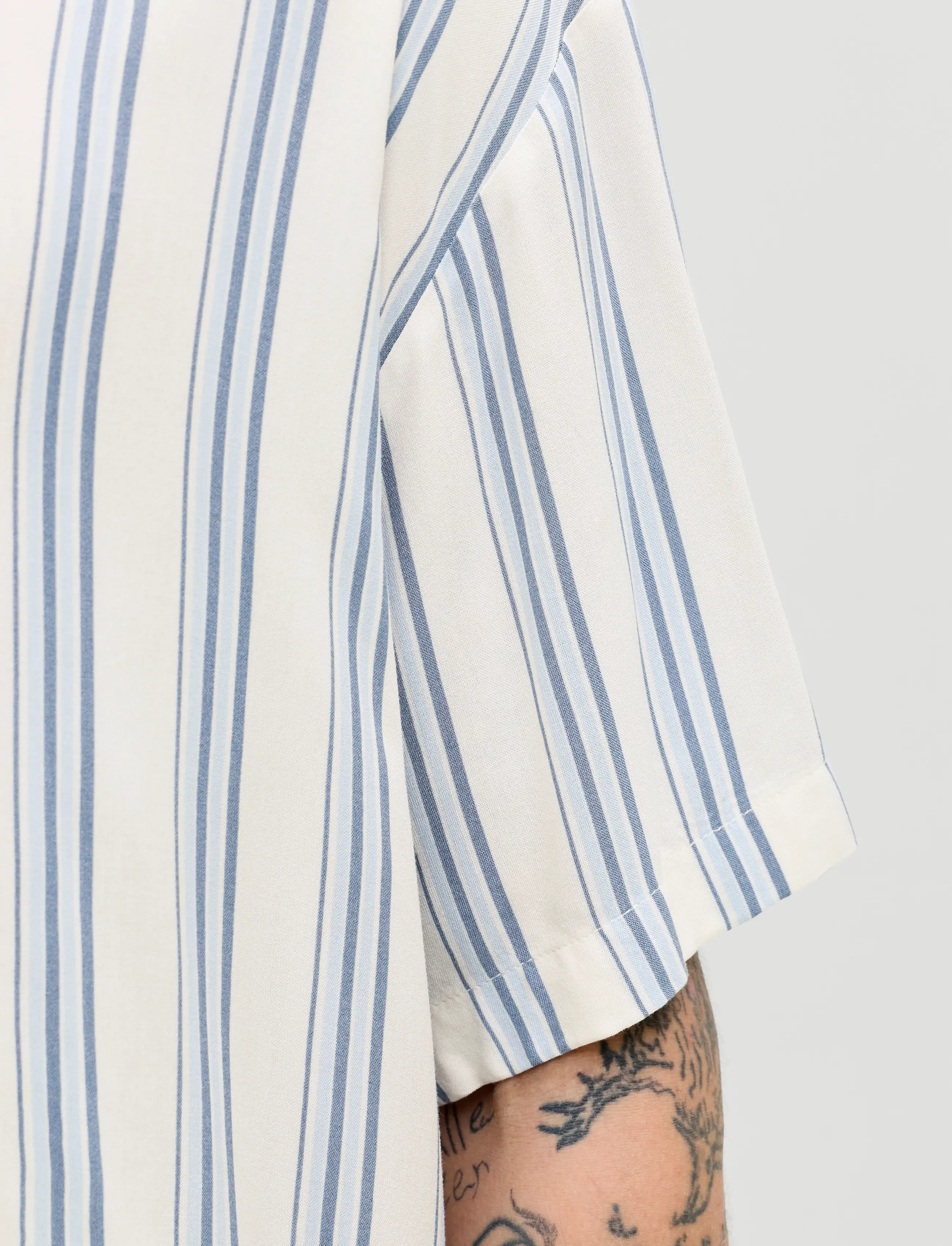 JACK & JONES Jjejeff Resort Stripe Shirt S/S Sn kortärmade skjortor herr – bild 6