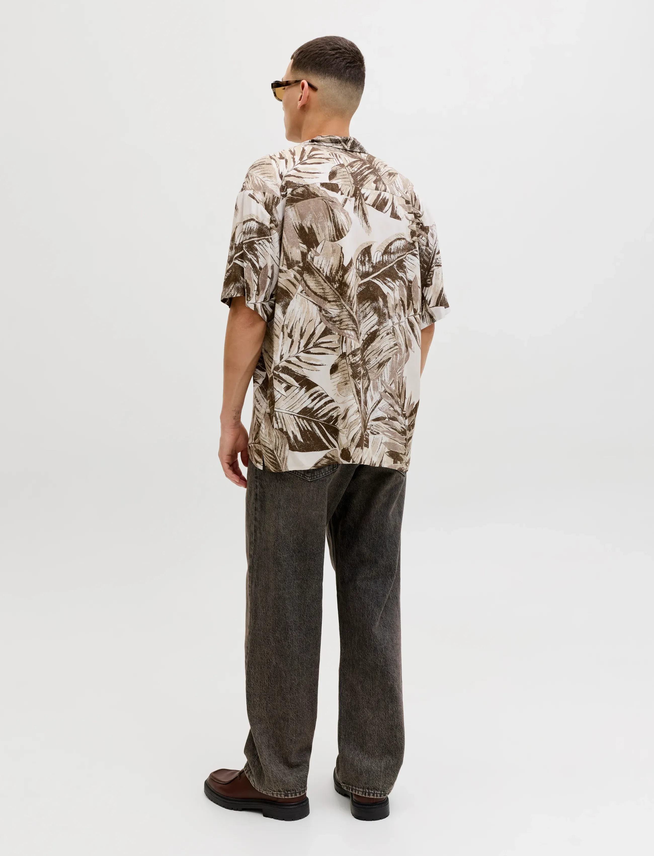 Jack & Jones - JJEJEFF RESORT AOP SHIRT S/S LN - mønstrede skjorter - string - 3