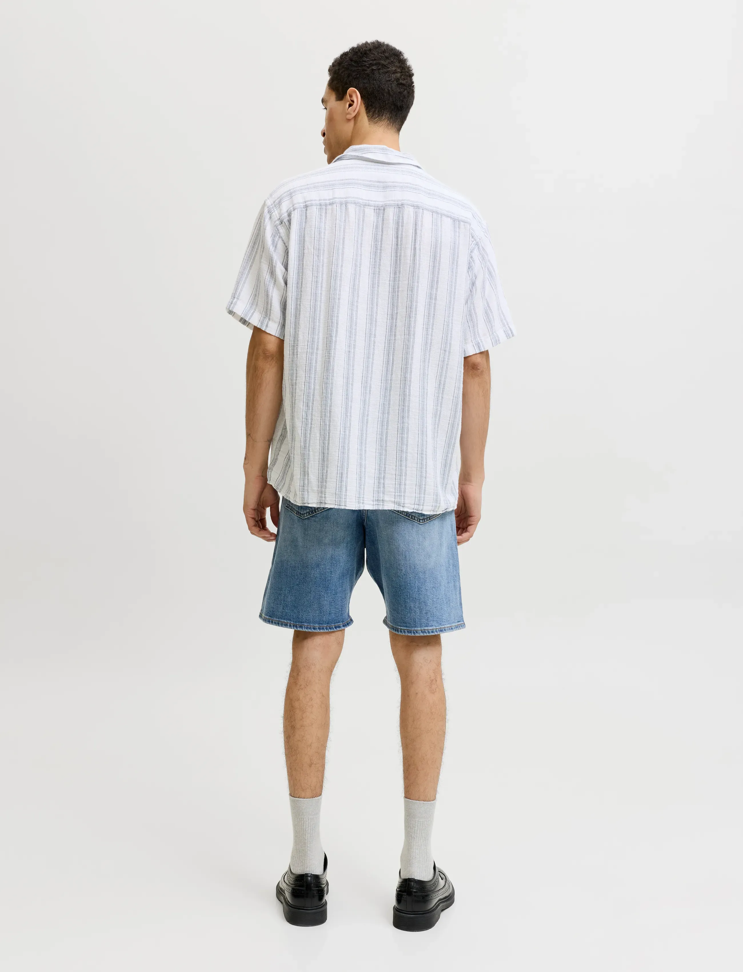 Jack & Jones - JJELIAM RESORT SHIRT SS SN - stribede skjorter - celestial blue - 2