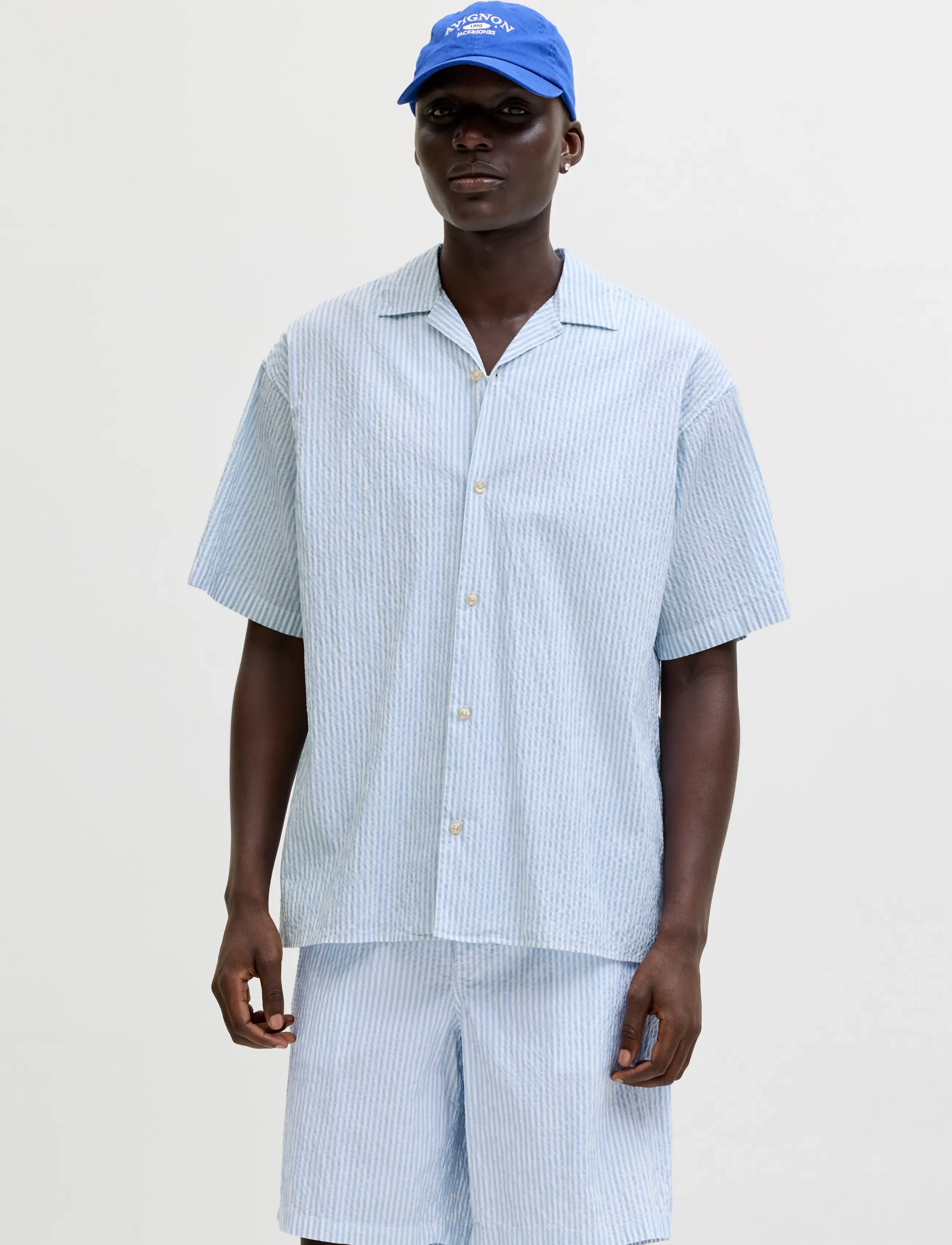 Jack & Jones JJMILO SEERSUCKER RESORT SHIRT SS - Apģērbi - CASHMERE BLUE / blue