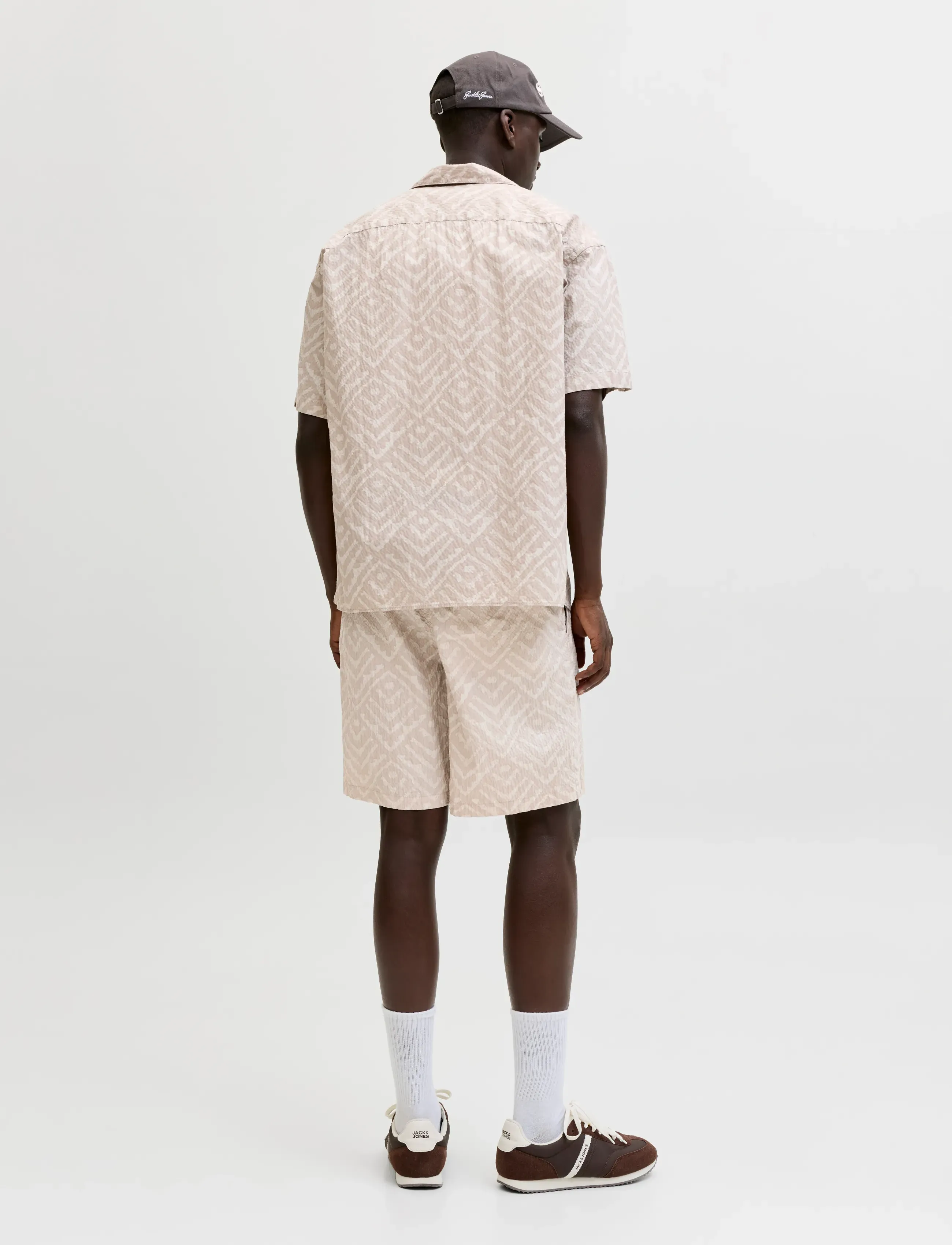Jack & Jones - JJMILO SEERSUCKER RESORT SHIRT SS - kortærmede skjorter - moonbeam - 3