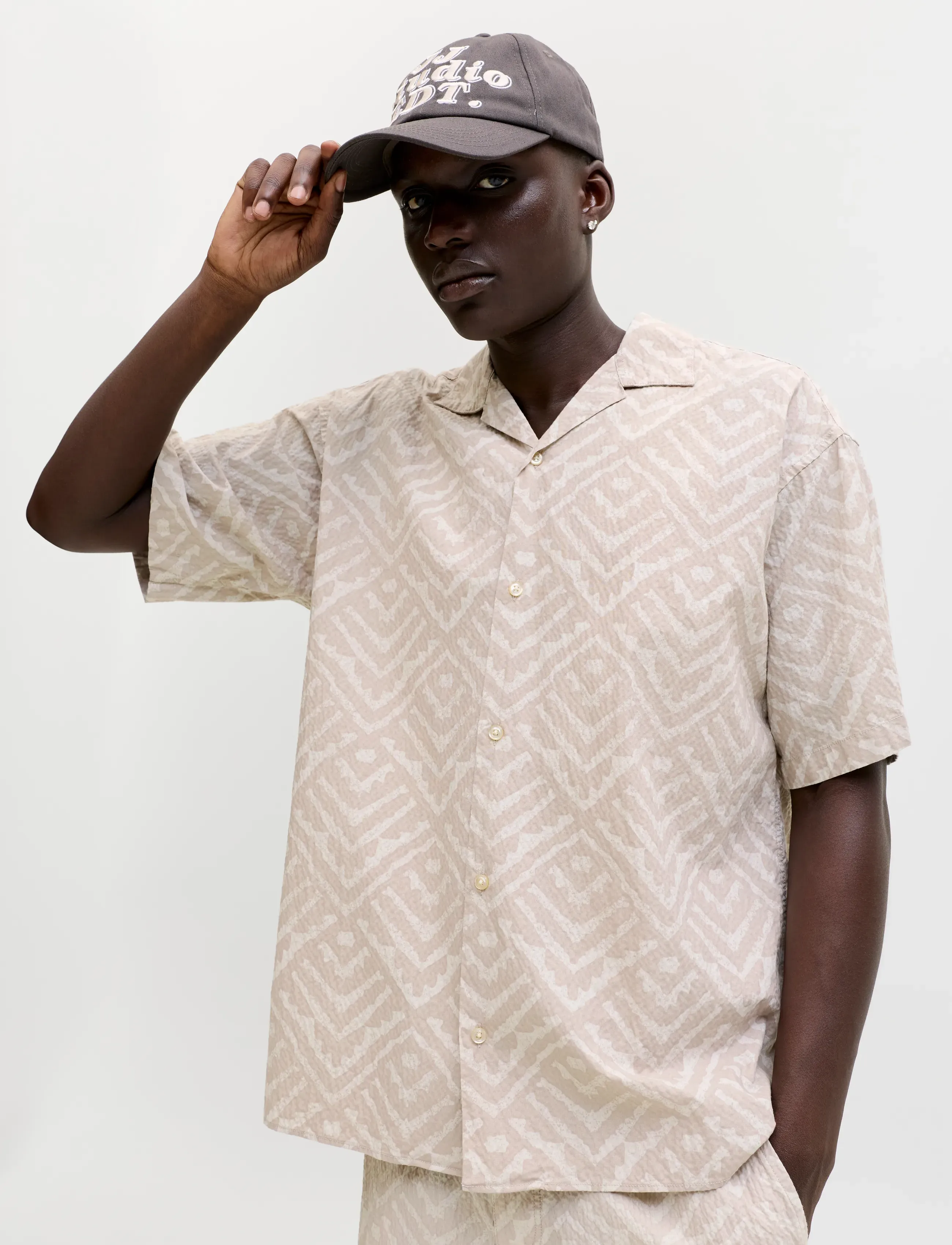 Jack & Jones - JJMILO SEERSUCKER RESORT SHIRT SS - kortærmede skjorter - moonbeam - 5