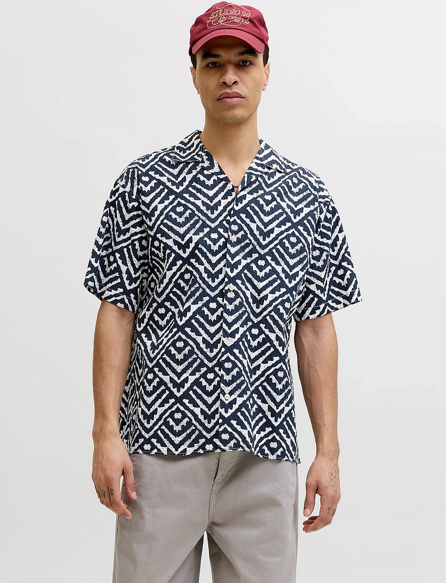 Jack & Jones - JJMILO SEERSUCKER RESORT SHIRT SS - kortærmede skjorter - sky captain - 0
