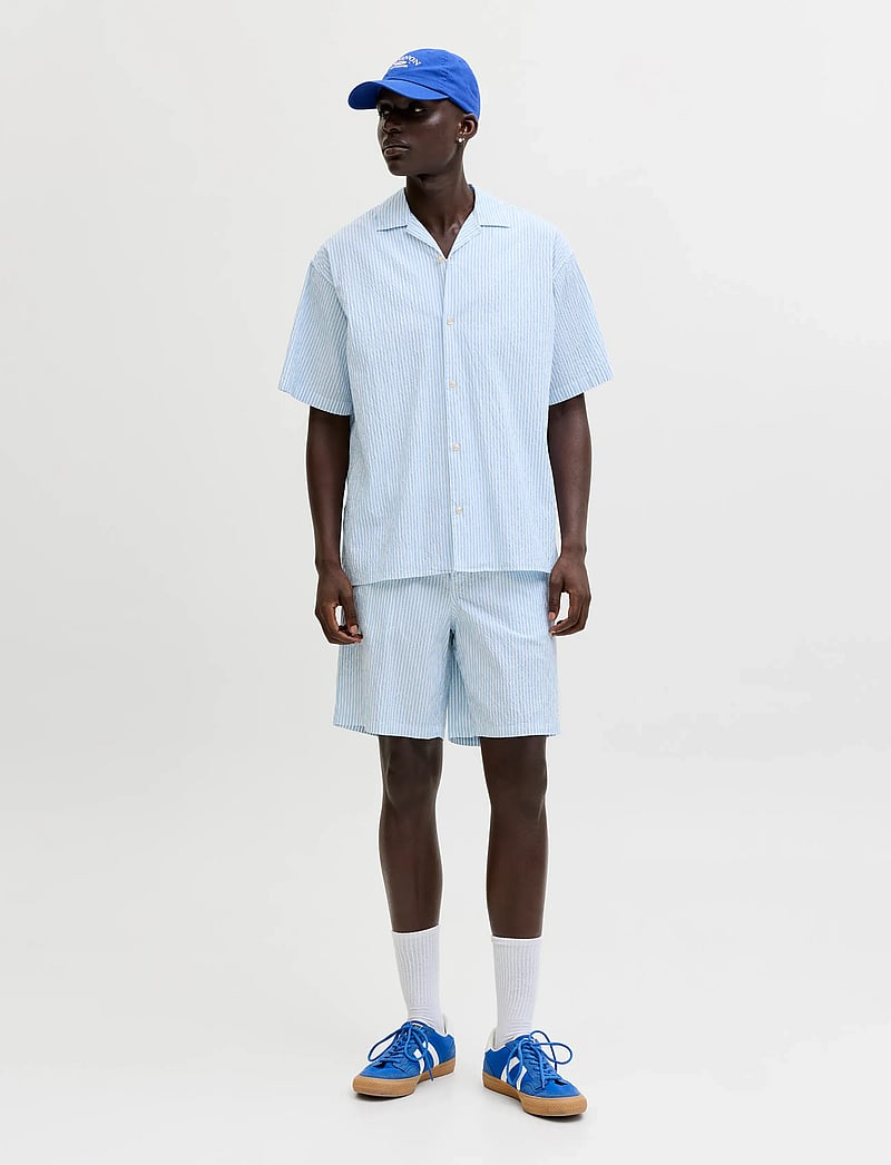 Jack & Jones - JPSTJAIDEN MILO SEERSUCKER SHORT REG - casual shorts - cashmere blue - 4