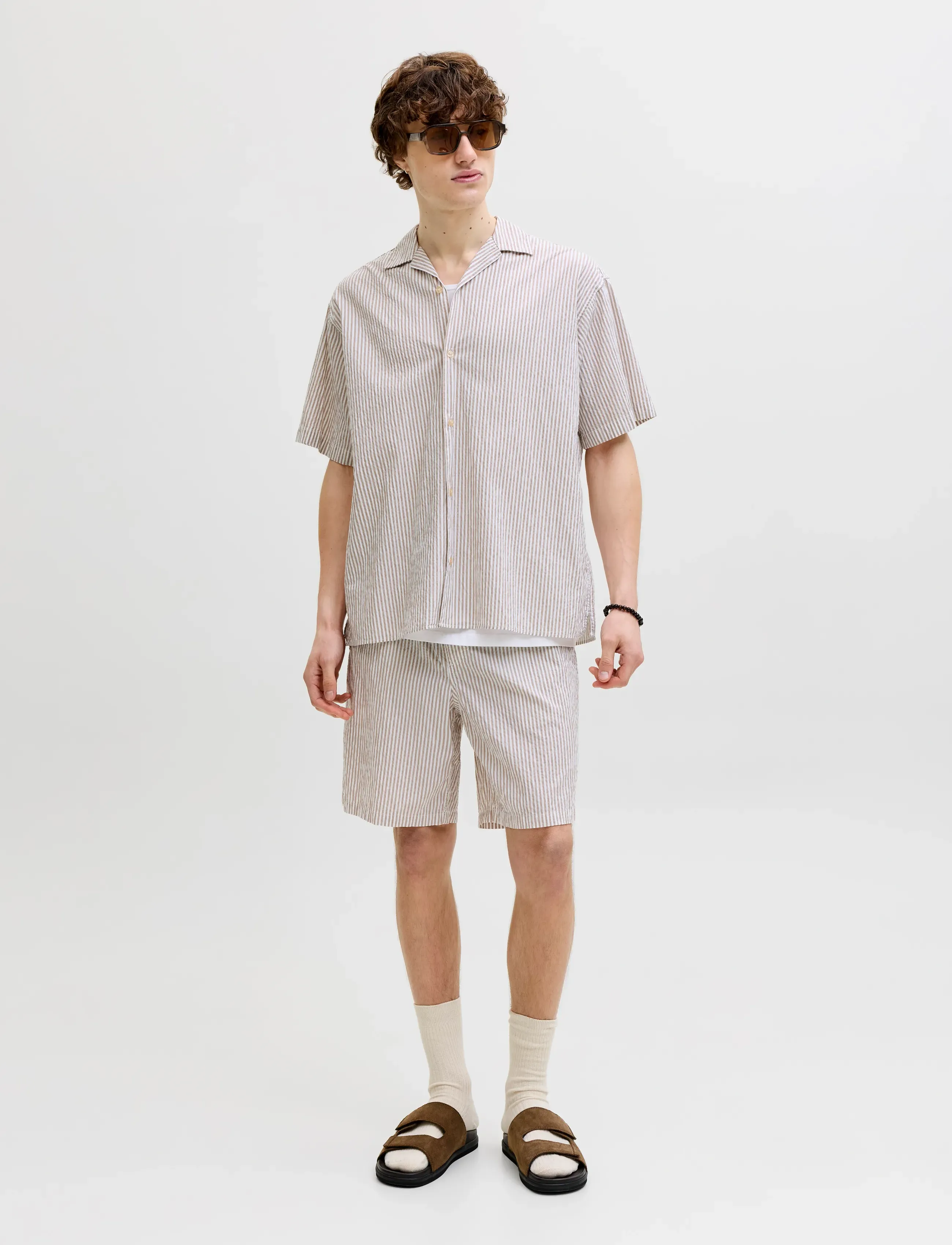 Jack & Jones - JPSTJAIDEN MILO SEERSUCKER SHORT REG - casual shorts - string - 4