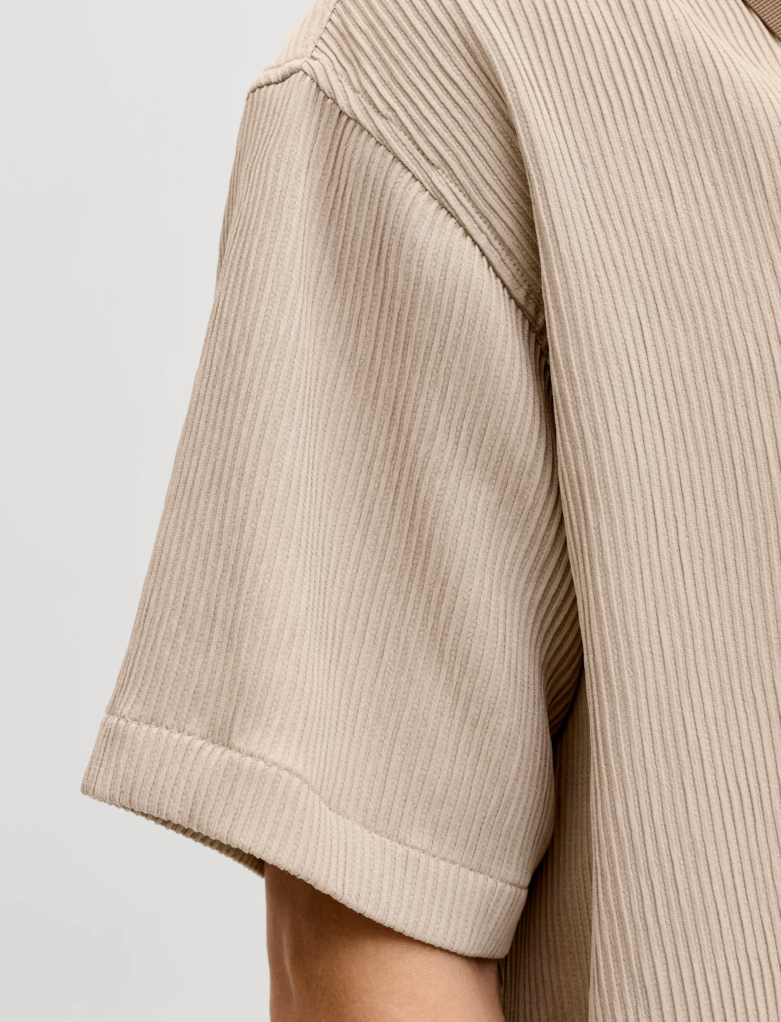 Jack & Jones - JJEHARRISON RESORT SHIRT SS SN - kortærmede skjorter - string - 5