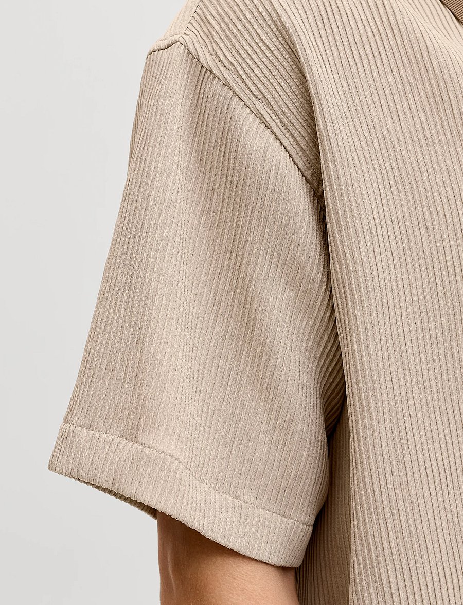 Jack & Jones - JJEHARRISON RESORT SHIRT SS SN - kortærmede skjorter - string - 5