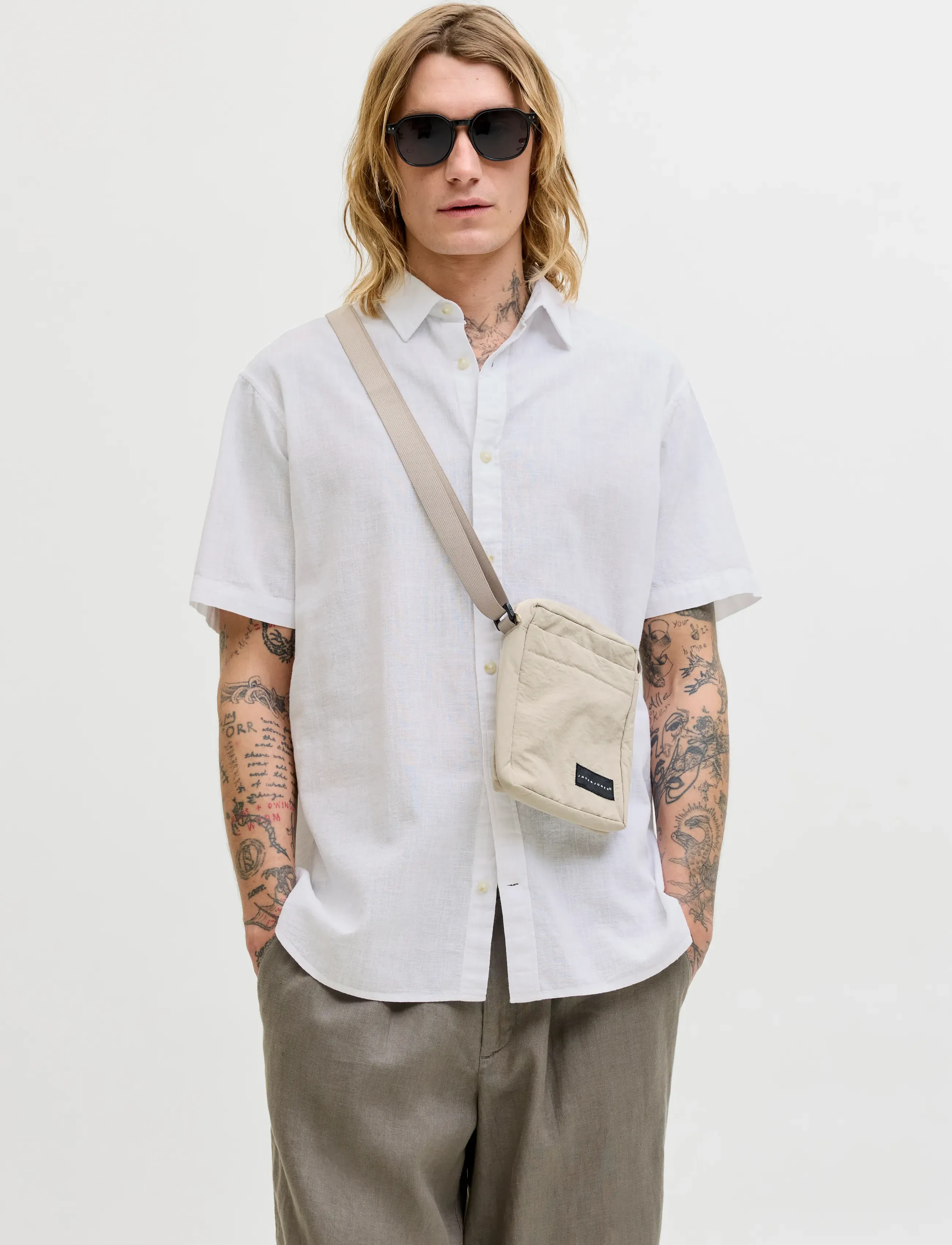 Jack & Jones JJESUMMER LINEN BLEND SHIRT S/S SN - Kampanj - WHITE / white