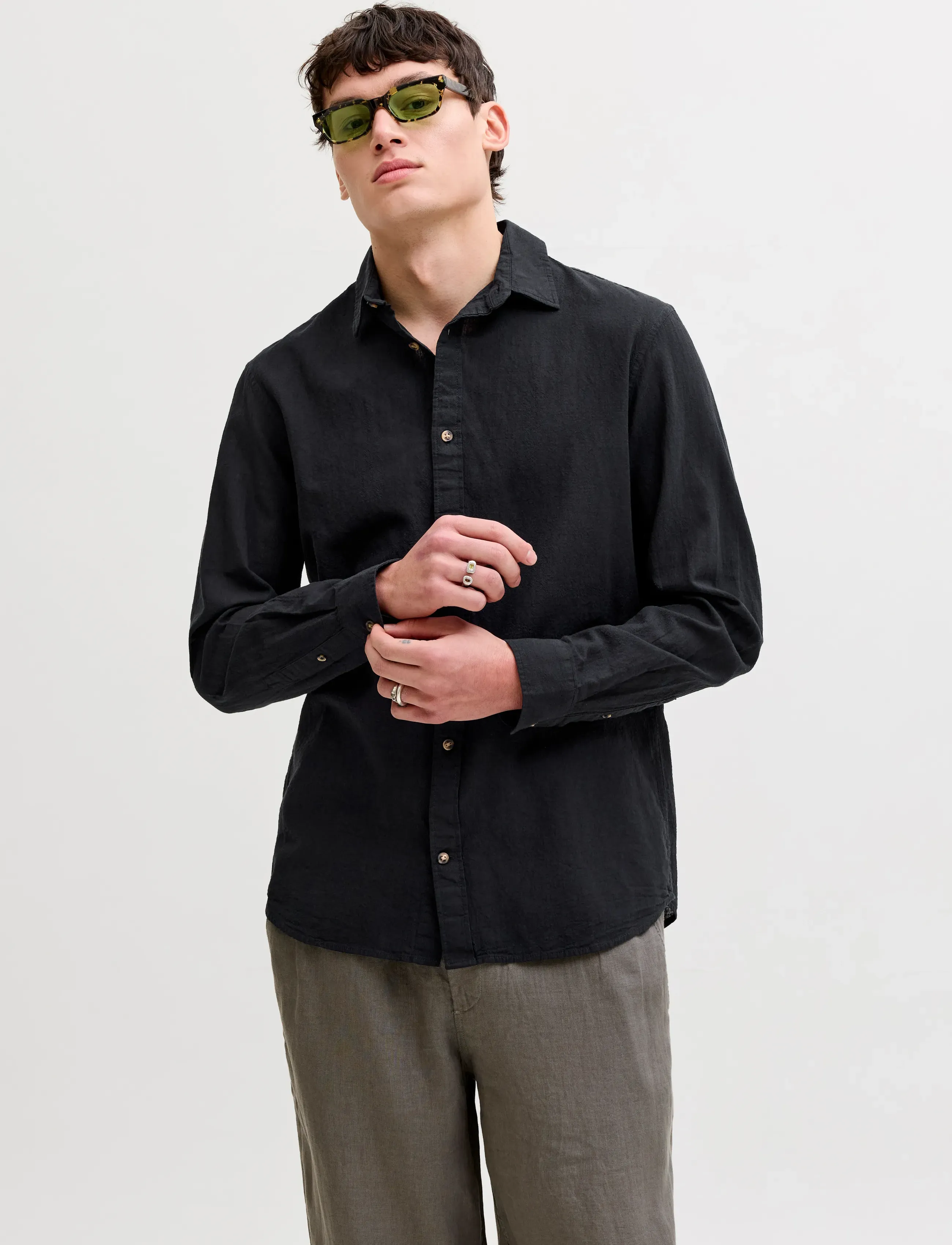 Jack & Jones JJESUMMER LINEN BLEND SHIRT L/S SN - Casual skjorter - BLACK / black
