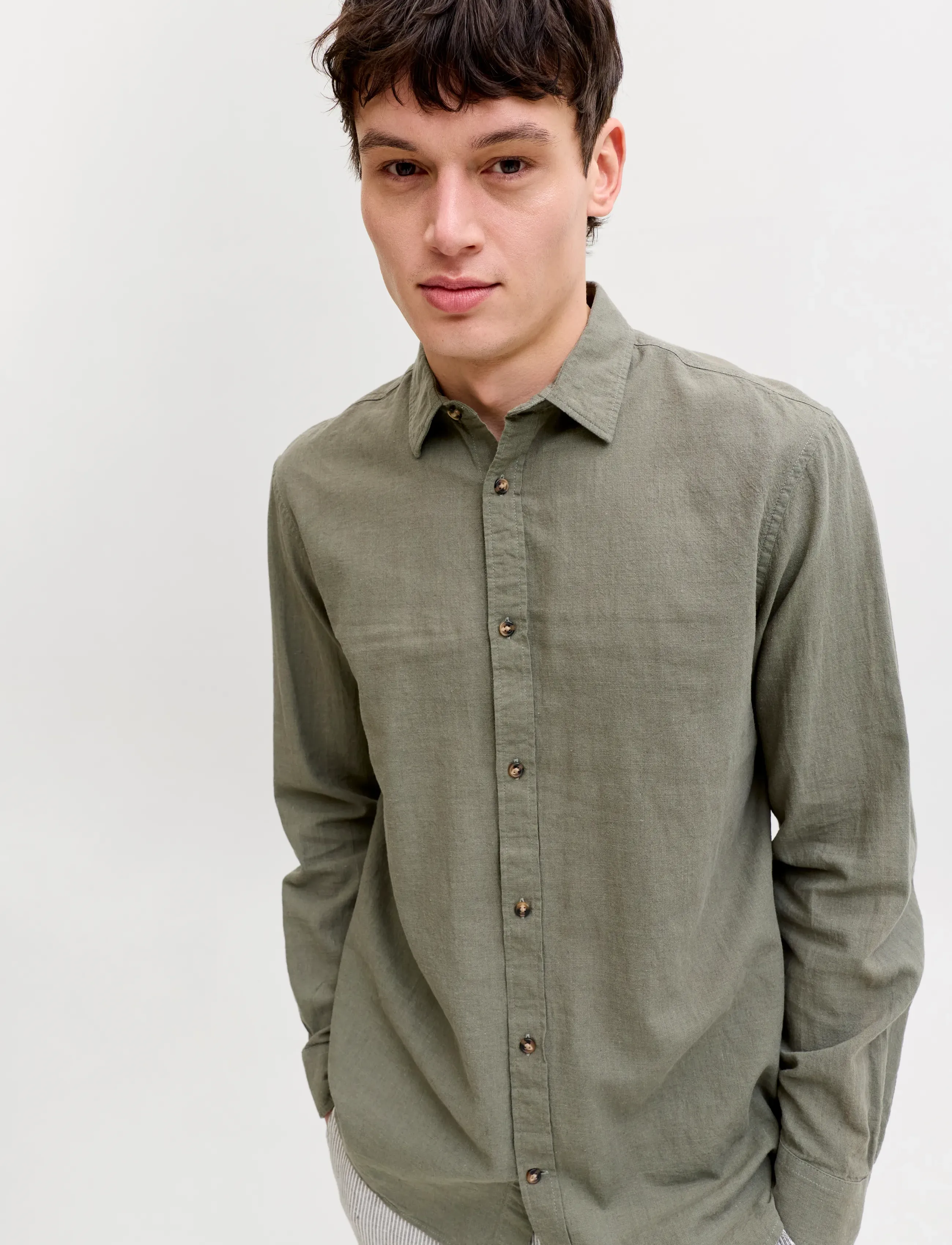 Jack & Jones - JJESUMMER LINEN BLEND SHIRT L/S SN - hørskjorter - dusty olive - 5