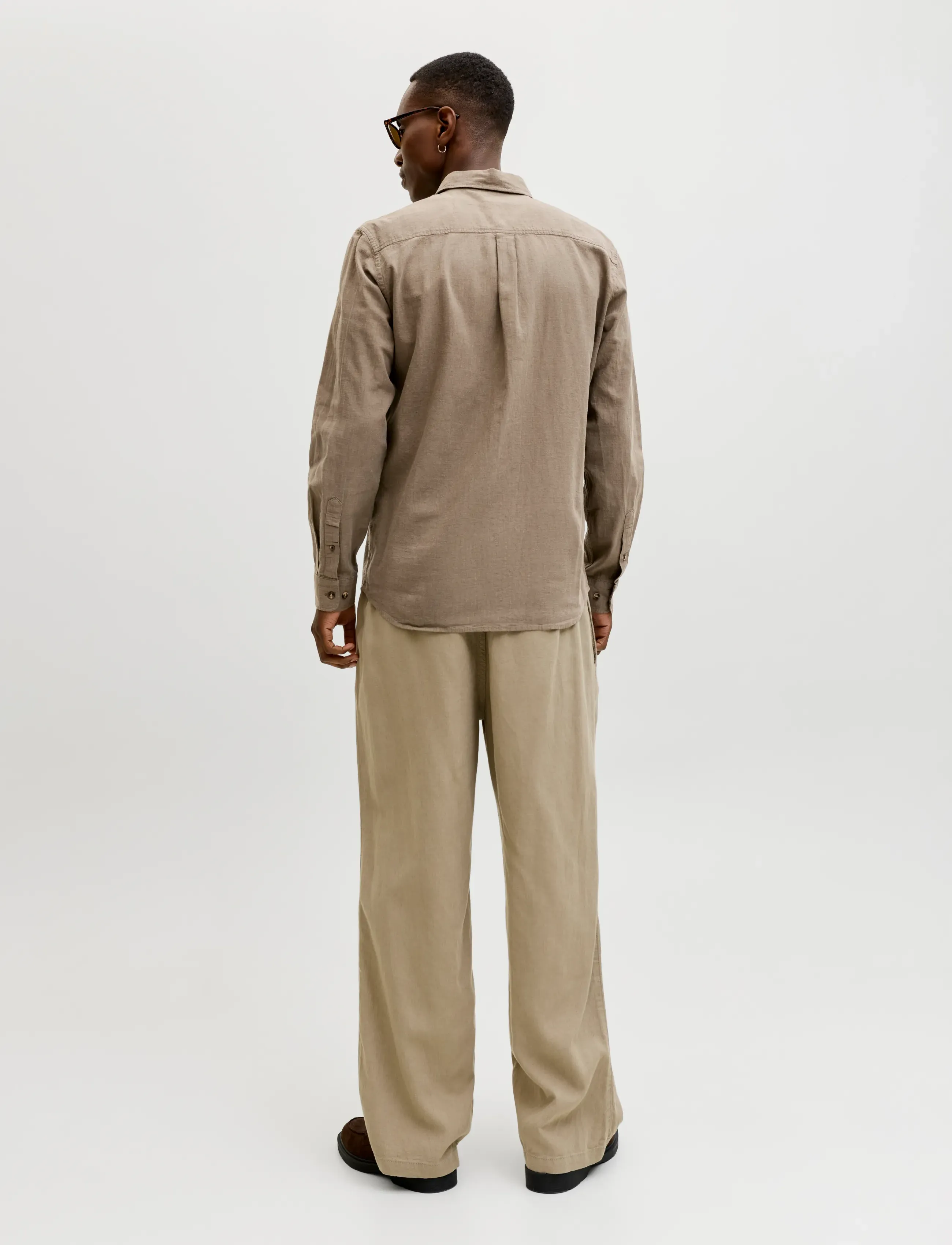 Jack & Jones - JJESUMMER LINEN BLEND SHIRT L/S SN - hørskjorter - falcon - 2