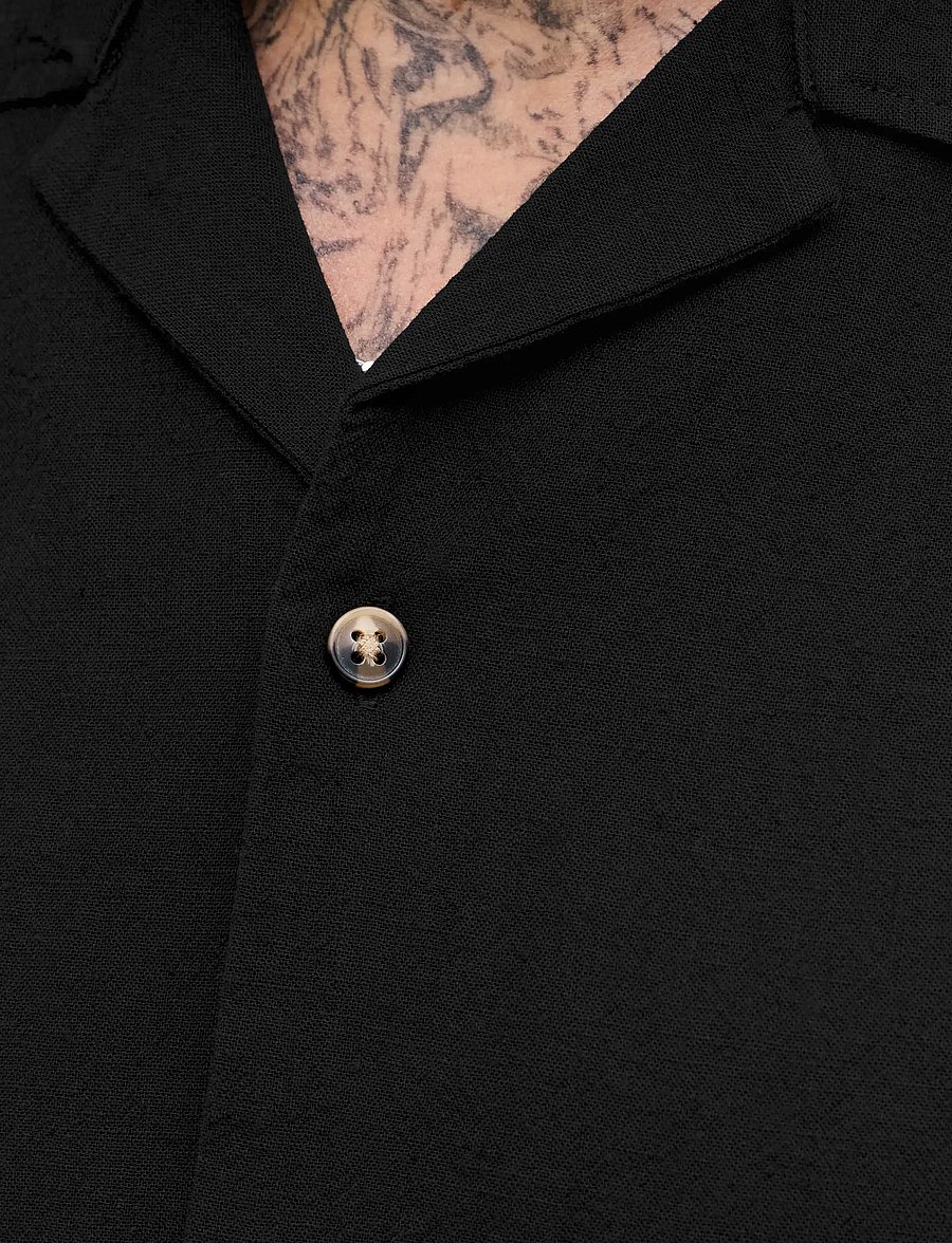 Jack & Jones - JJESUMMER LINEN BLEND RESORT SHIRT SS SN - linen shirts - black - 4