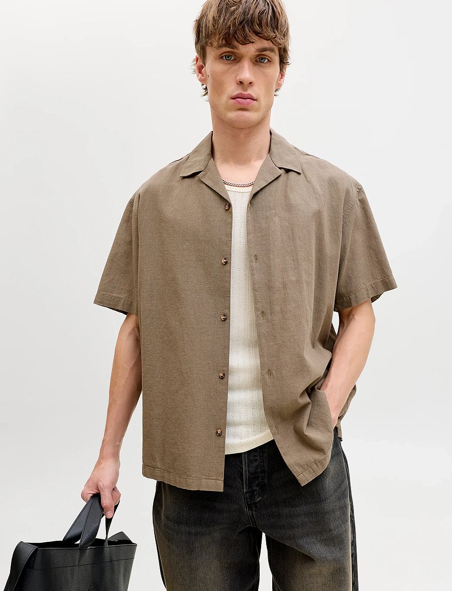 Jack & Jones - JJESUMMER LINEN BLEND RESORT SHIRT SS SN - pellavakauluspaidat - falcon - 5
