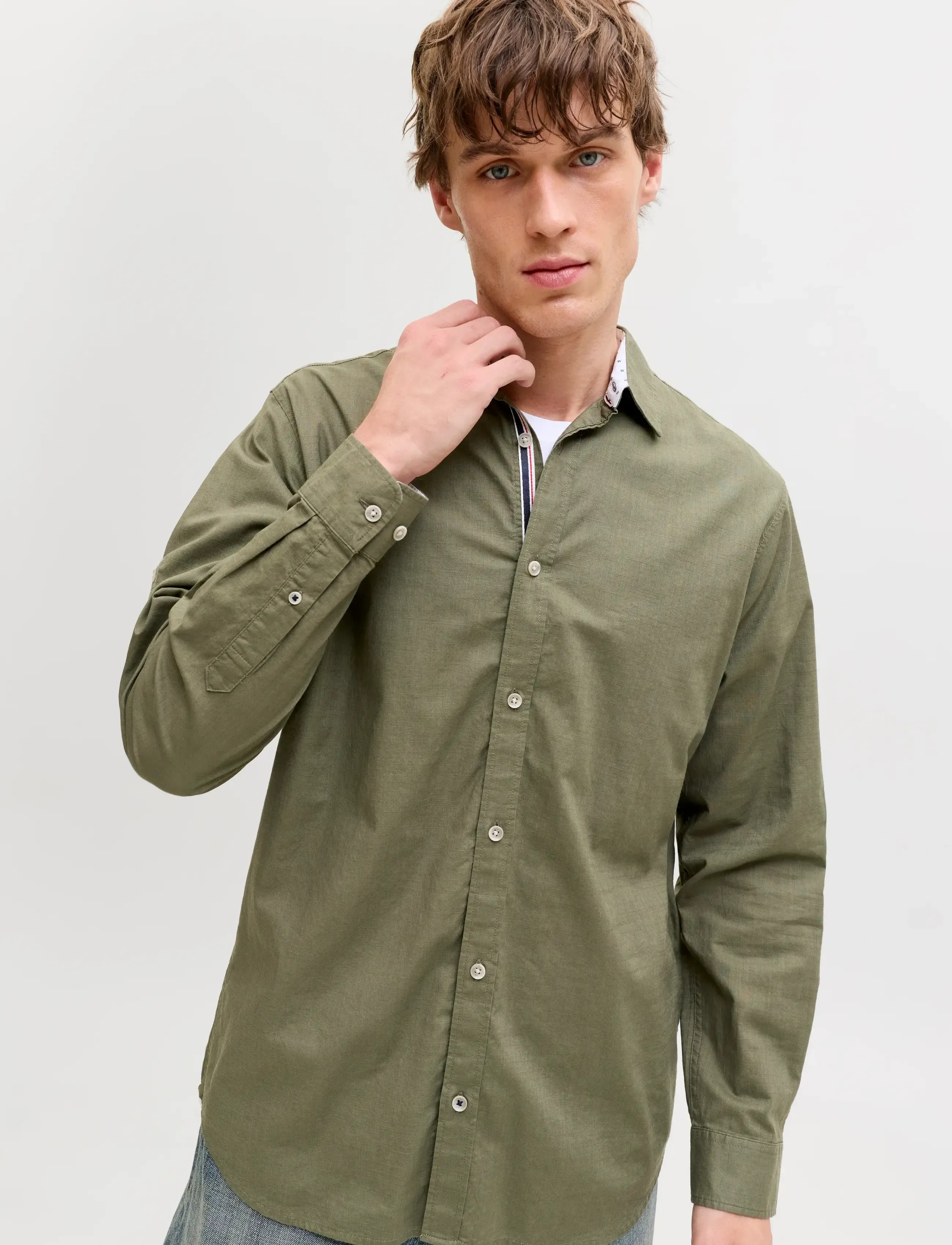 Jack & Jones - JJHENRY SLUB DETAIL SHIRT LS - casual skjorter - dusty olive - 5
