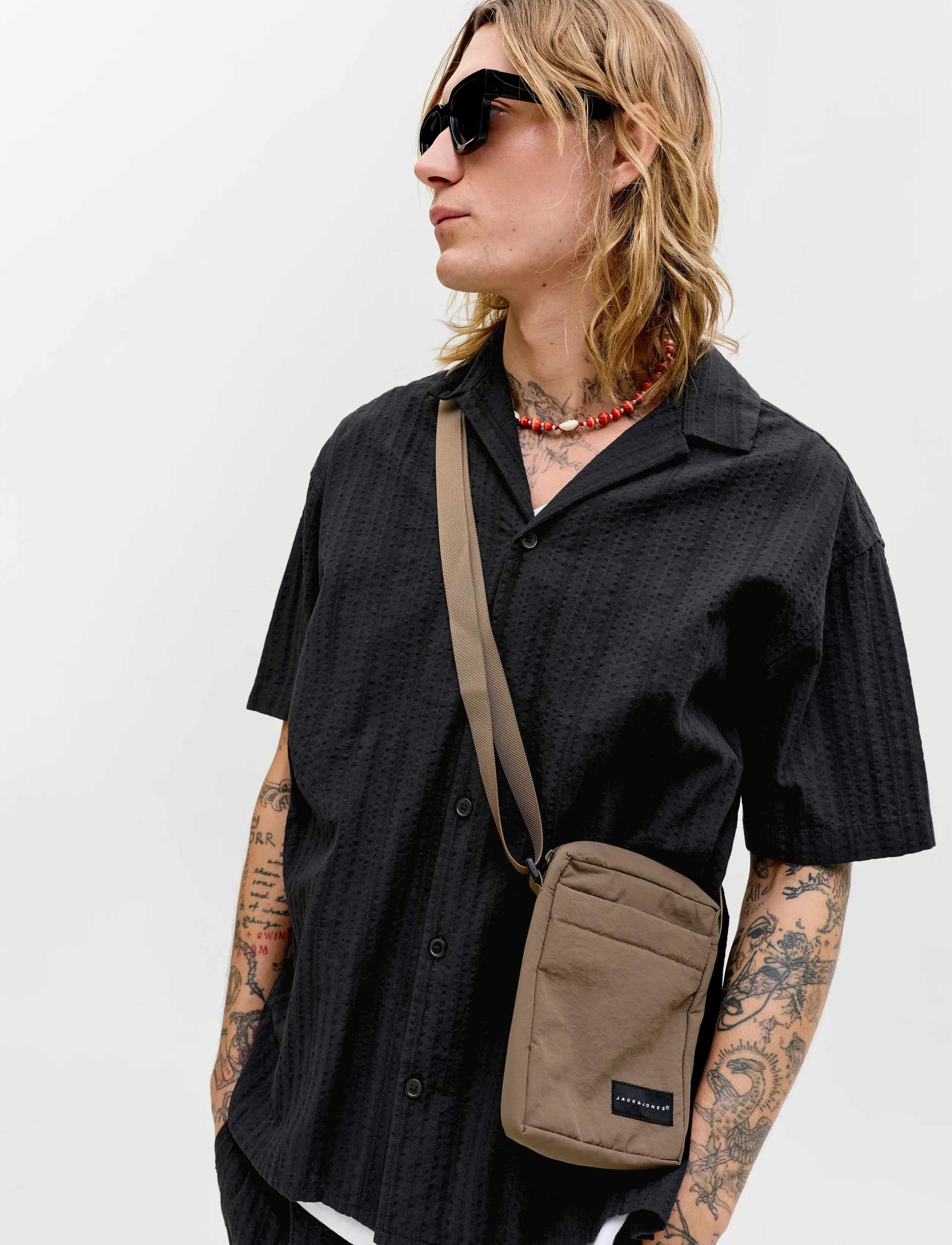 Jack & Jones - JJETYSON RESORT SHIRT SS SN - kortærmede skjorter - black - 5
