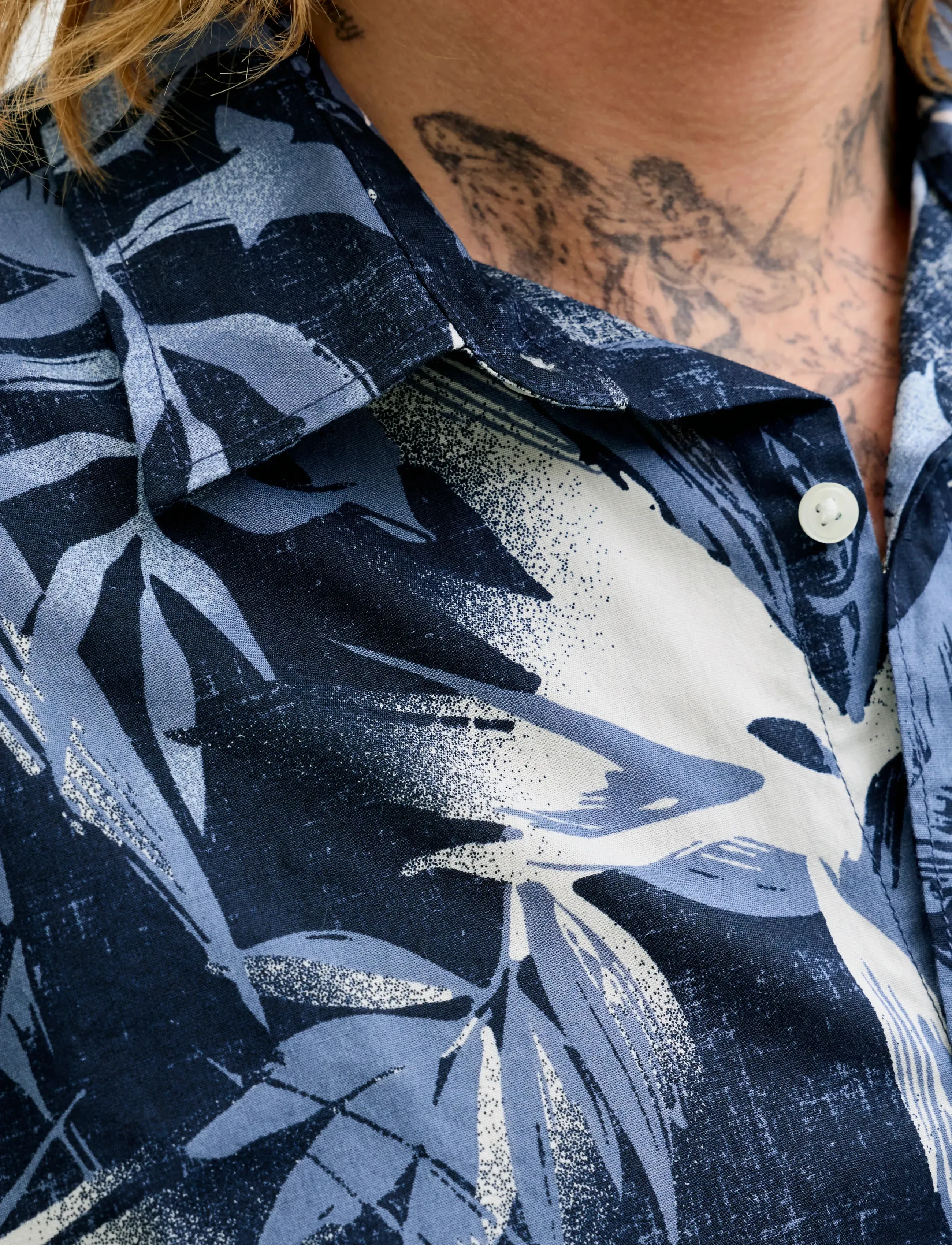 JACK & JONES Jjhonolulu Aop Shirt Ss kortärmade skjortor herr – bild 6