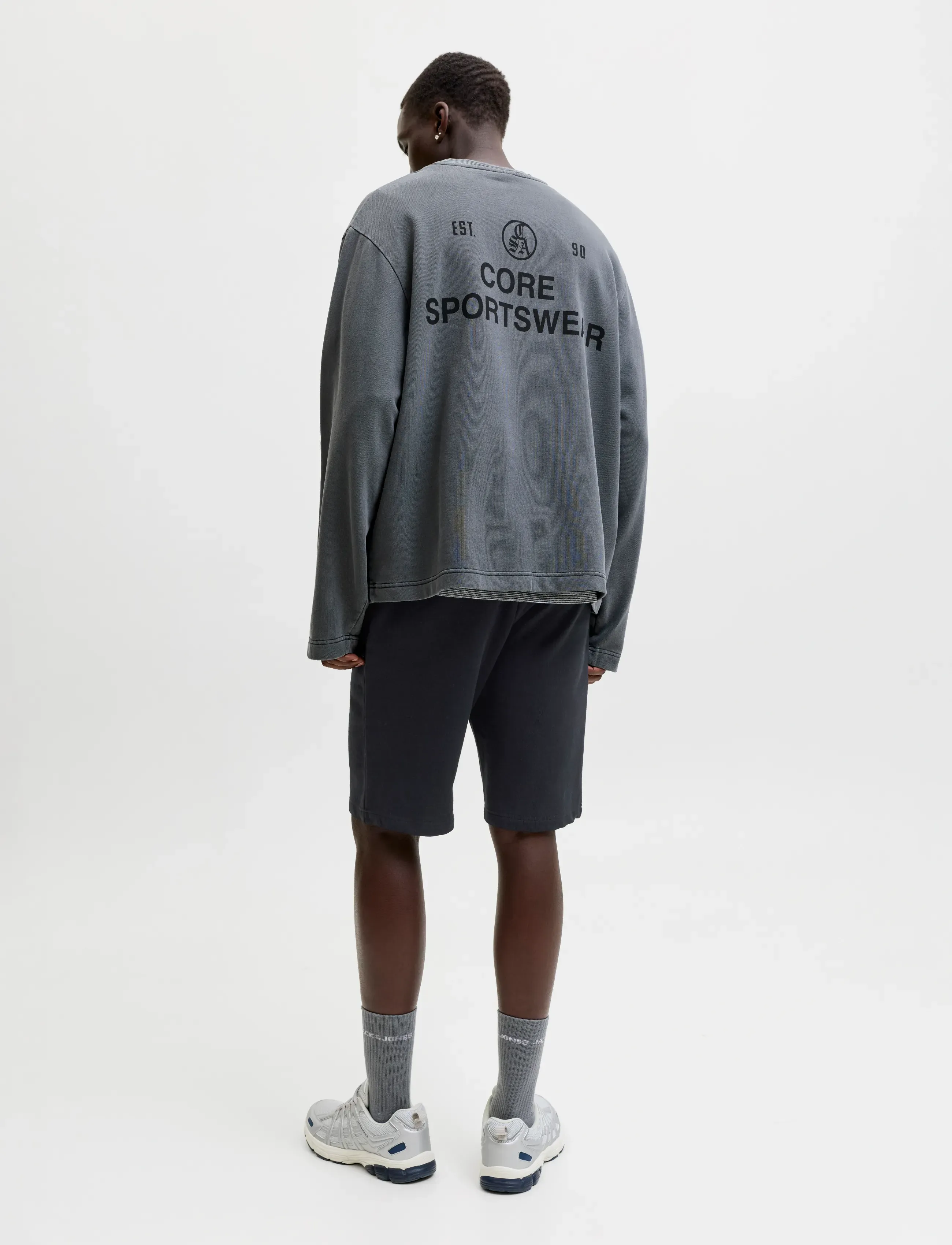 Jack & Jones - JPSTGORDON COLLEGE SWEAT SHORTS MID - kollektioner - black - 3