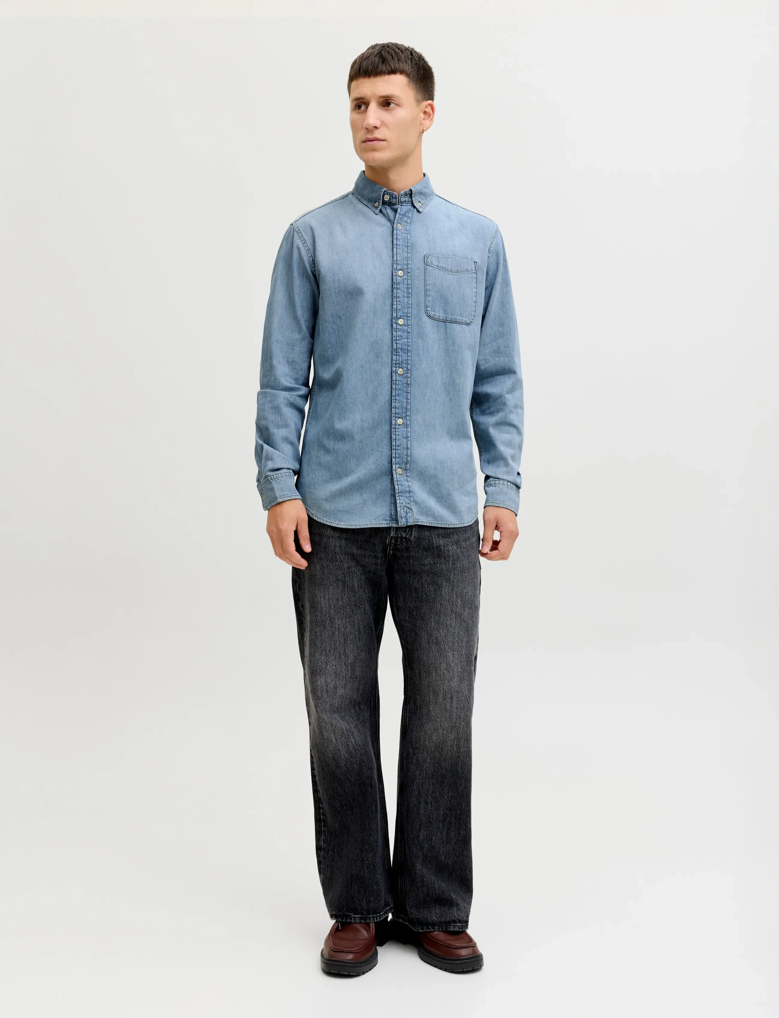 Jack & Jones - JJEBROOK JJOXFORD SHIRT AKM 990 NOOS - chemises en jean - blue denim - 3