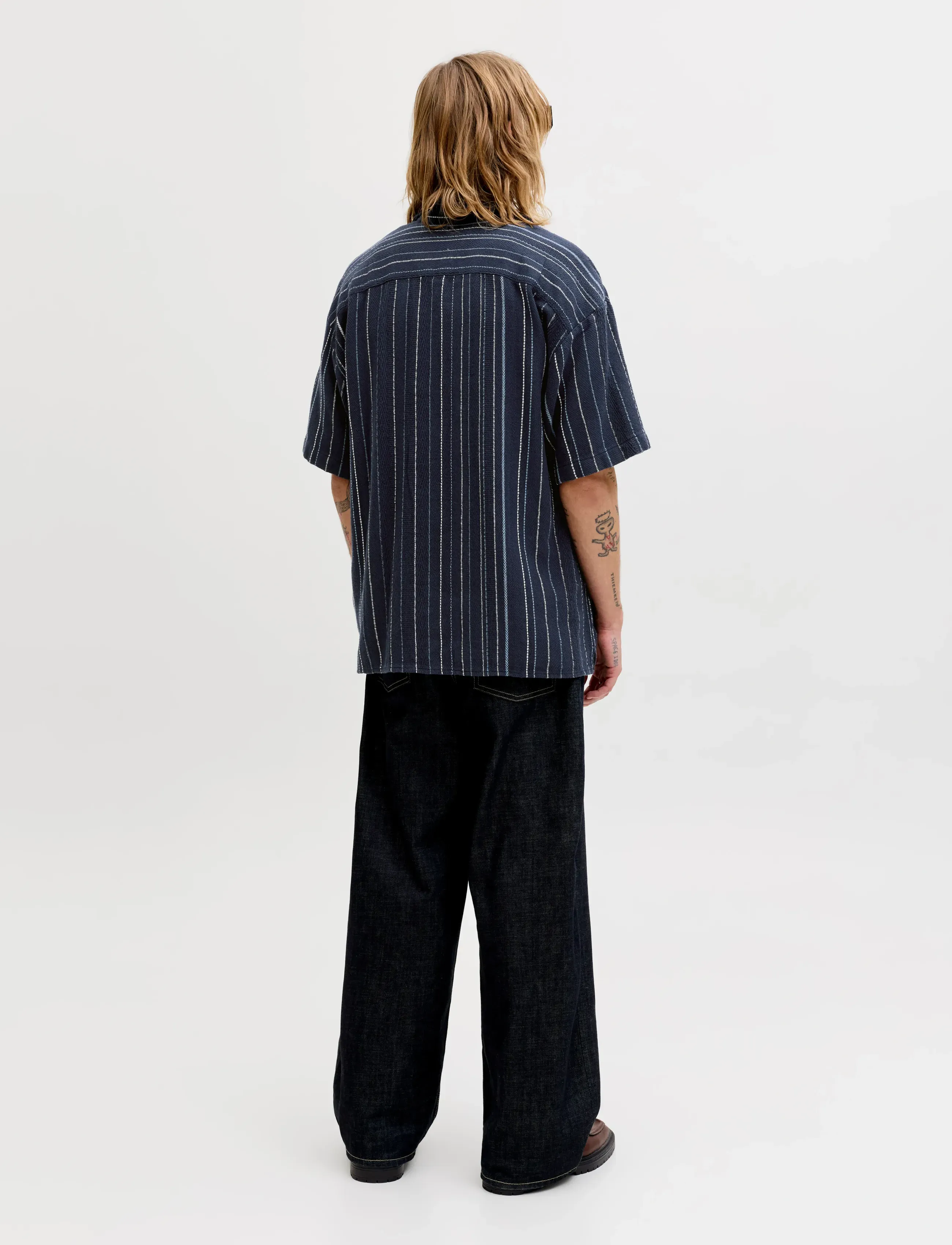 Jack & Jones - JJEBRADLEY STRIPED RESORT SHIRT SS LN - koszule w paski i prążki - navy blazer - 2