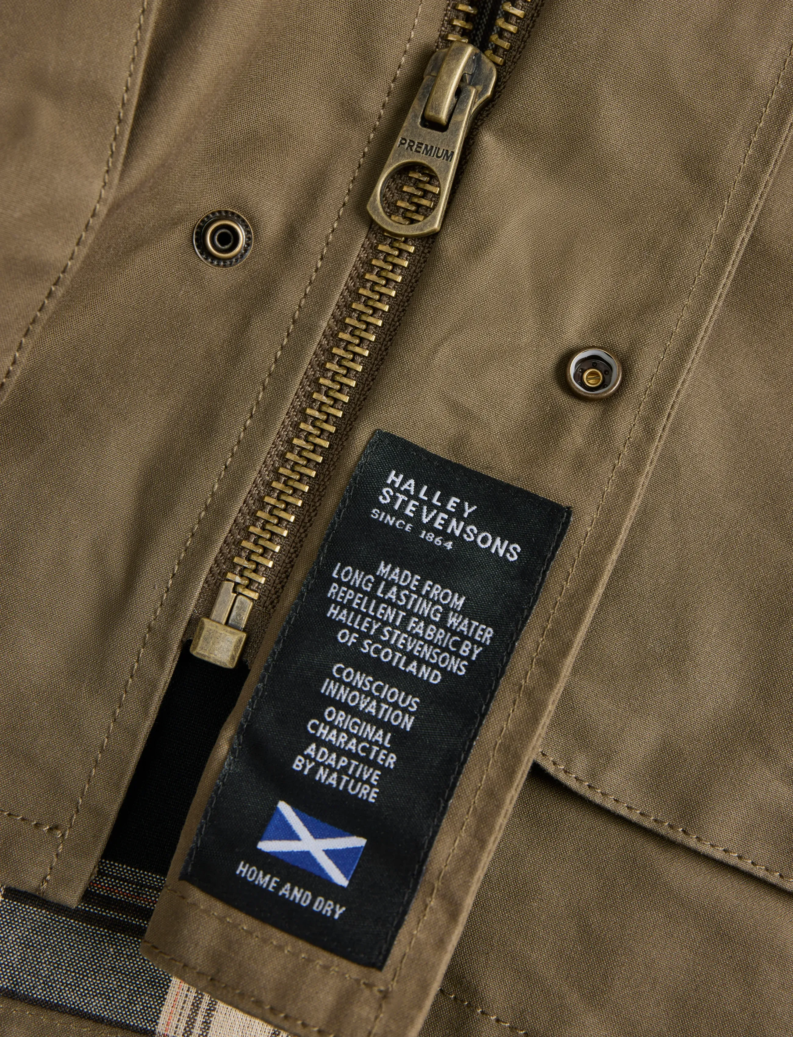 Jack & Jones - JPRBLUCLINT WAXED JACKET - vårjackor - canteen - 5