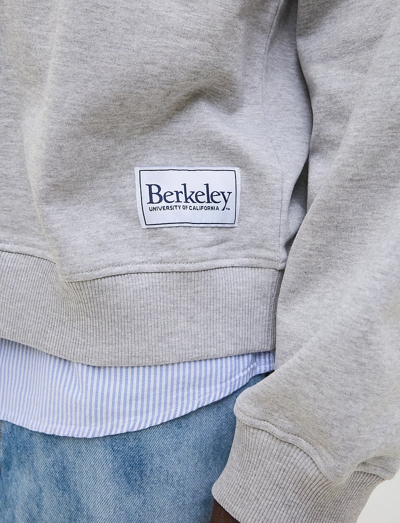 Jack & Jones - JORBERKELEY SWEAT C.N STYD SS25 - kollektionen - light grey melange - 3