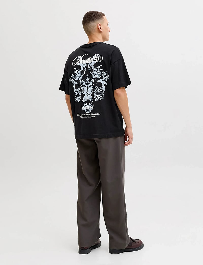 Jack & Jones - JORMONTAUK BACK GRAPHIC TEE SSCN EA26 SN - lühikeste varrukatega t-särgid - black - 3
