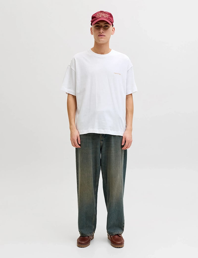 Jack & Jones - JORMONTAUK BACK GRAPHIC TEE SSCN EA26 SN - kortærmede t-shirts - bright white - 4