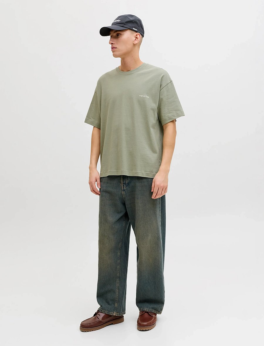 Jack & Jones - JORMONTAUK BACK GRAPHIC TEE SSCN EA26 SN - kortærmede t-shirts - seagrass - 4