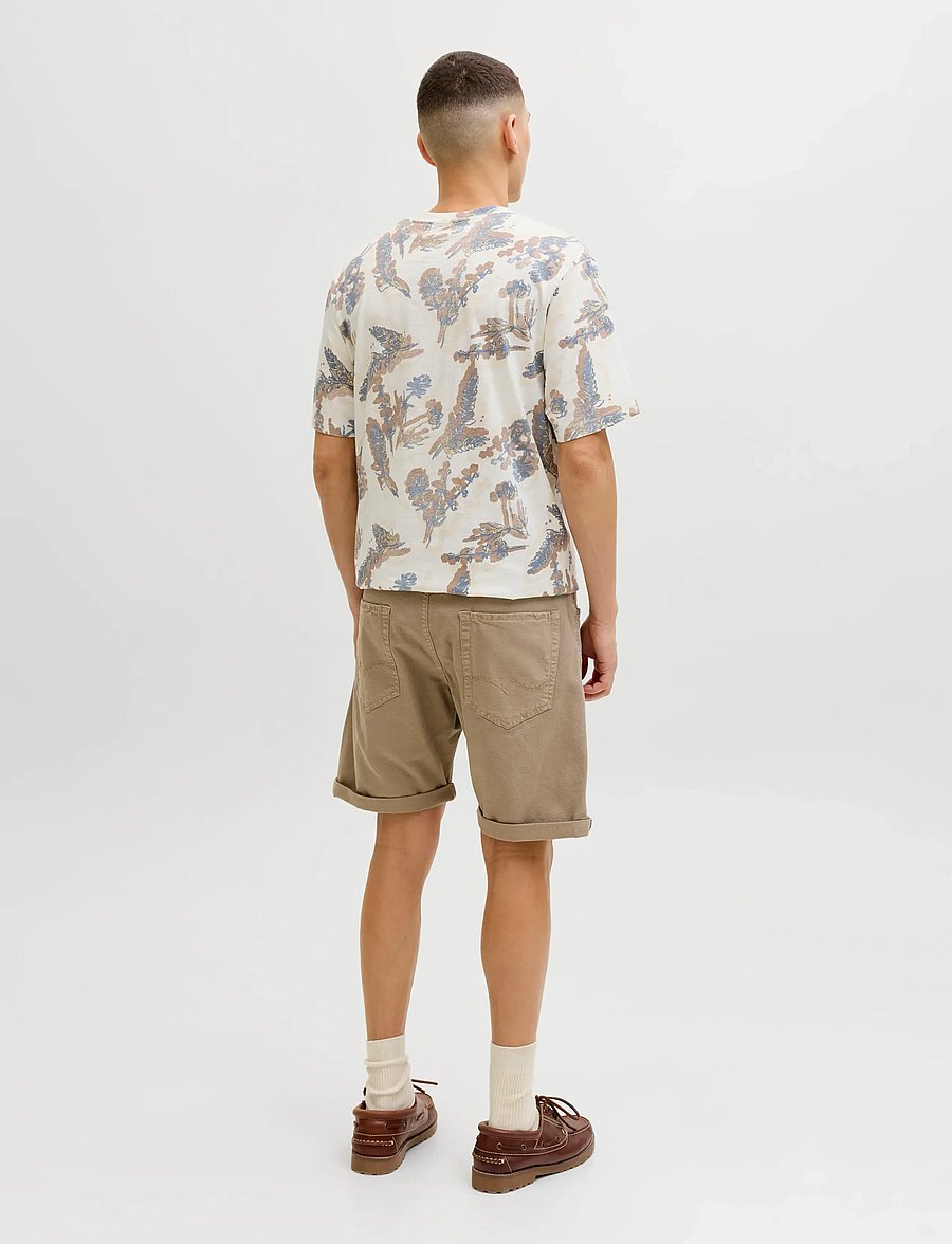 Jack & Jones - JORMONTAUK AOP TEE CREW NECK - kortärmade t-shirts - cloud dancer - 2