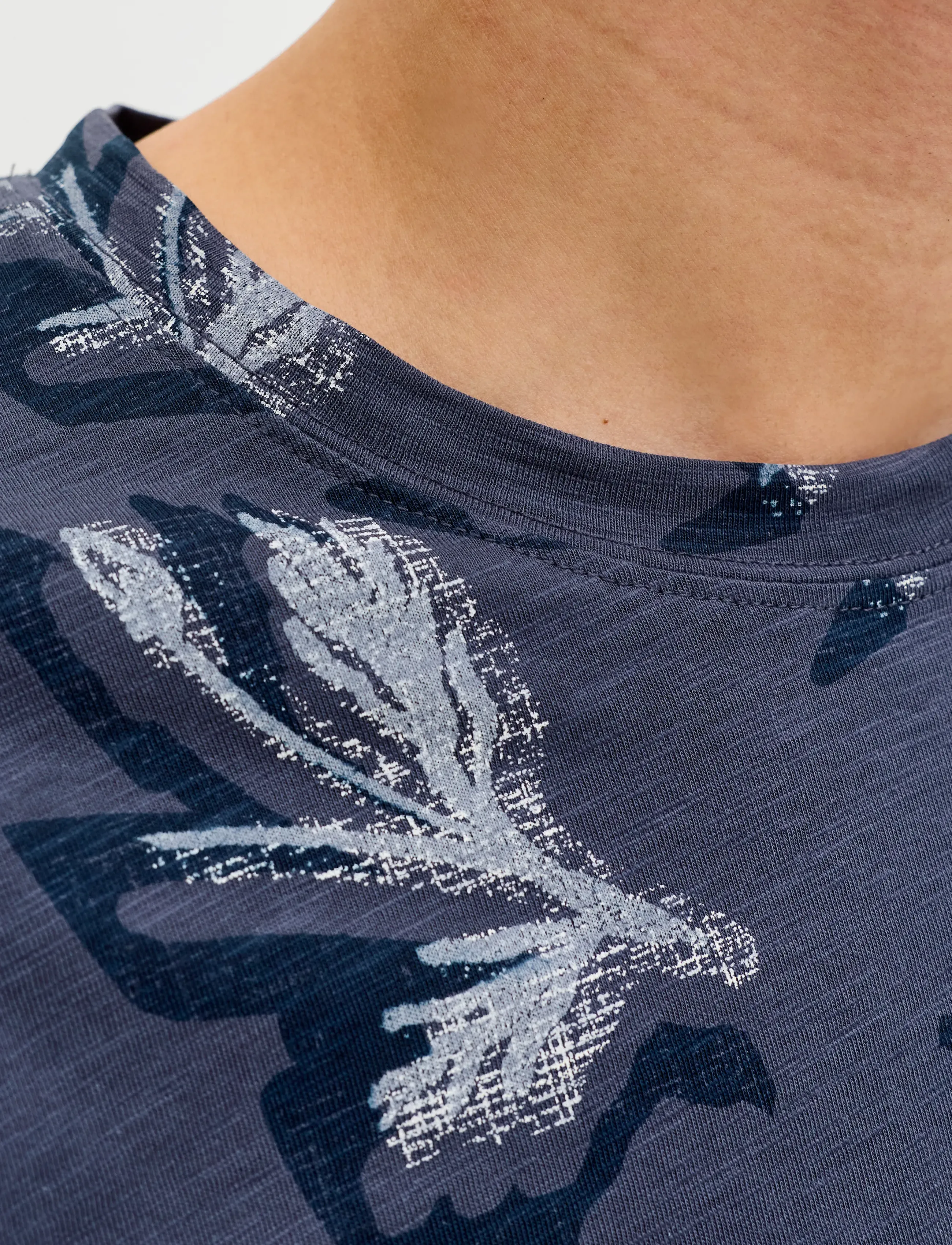 JACK & JONES Jormontauk Aop Tee Crew Neck t-shirts med tryck herr – bild 6